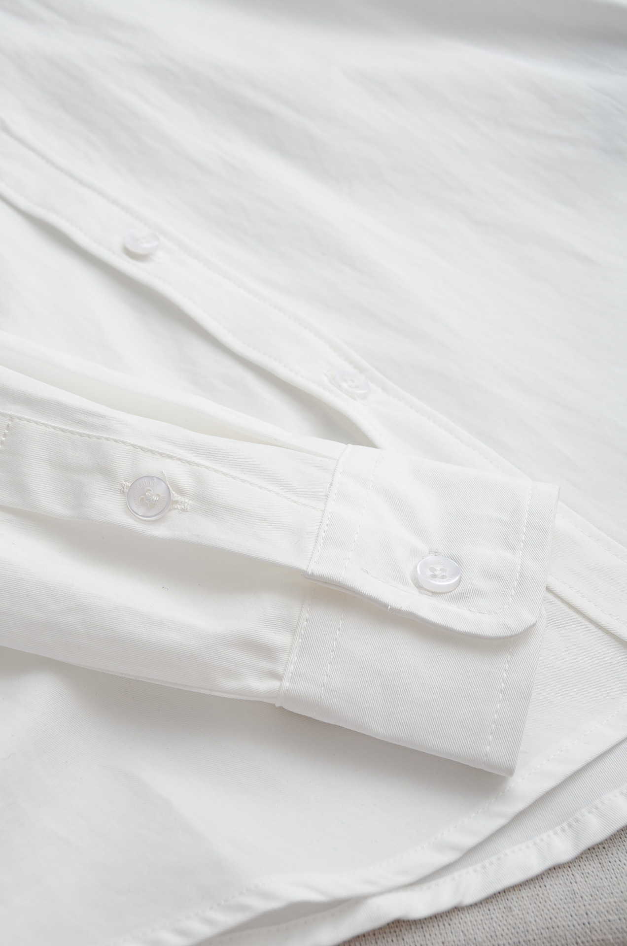 杰尼亚zegna2025最新男士牛津布长袖衬衫，香港贸易公司货，纯正洋行渠道，品相完美如斯，高端意大利原