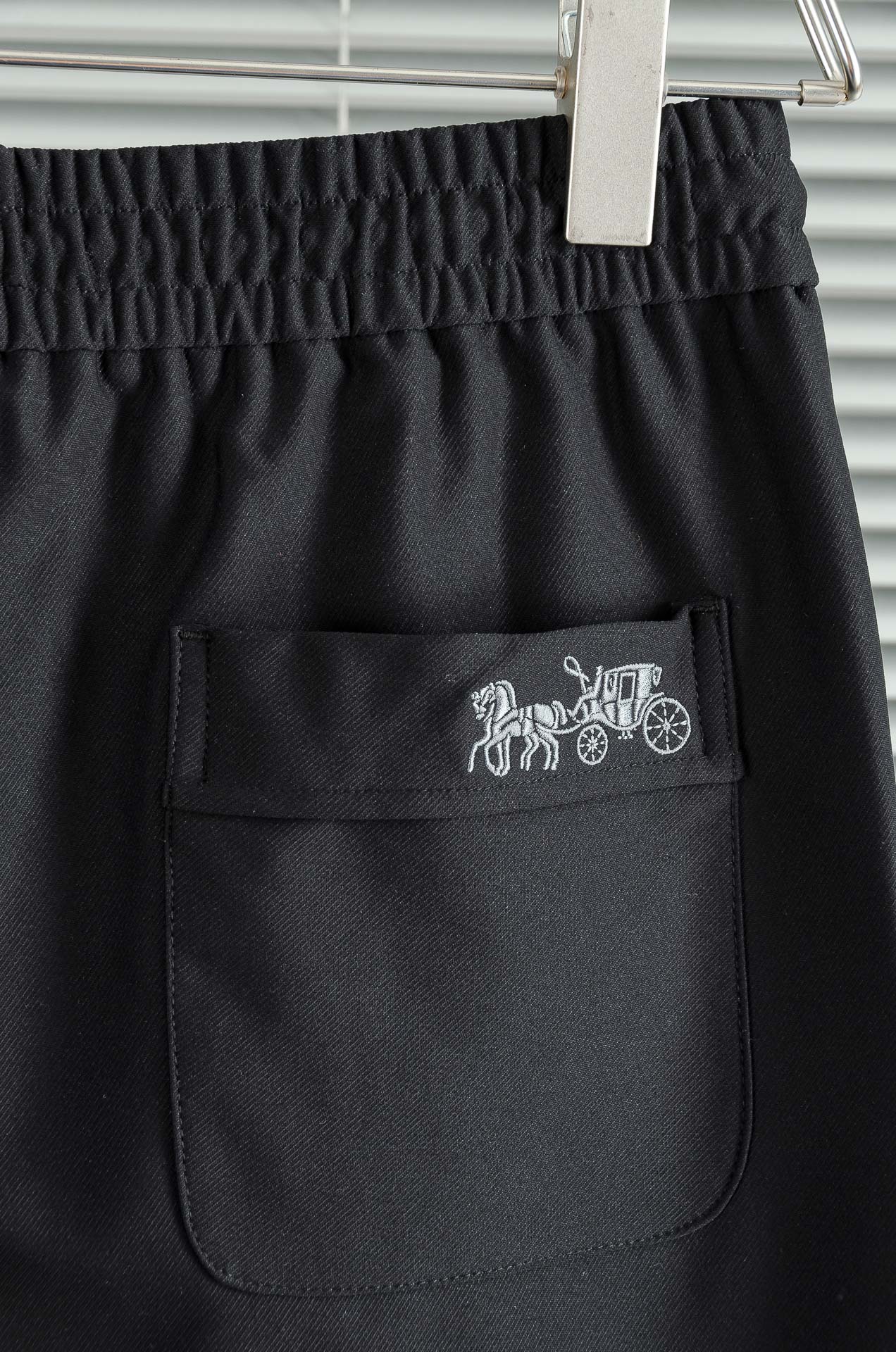 COACH 2025FW新品 立体刺绣修饰弹力抽绳腰头男士休闲舒适直筒长裤其匠心打造，毋庸置疑的极品重磅