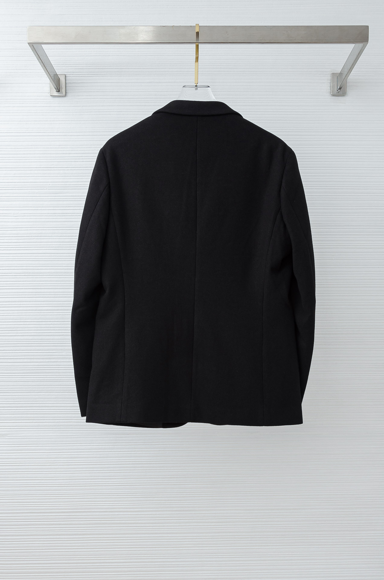 LV 2026FW羊毛混纺胸标点缀男士商务休闲西服#舒适有弹力，区别于普通的西装面料，这个是含羊毛的针织