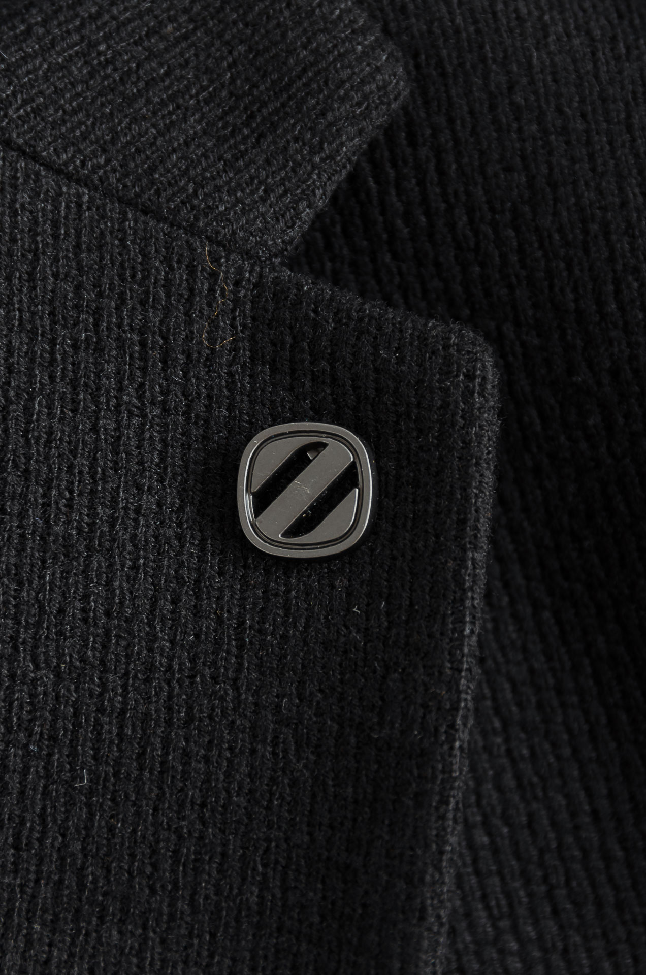 zeg#na杰尼#亚2025FW羊毛混纺胸标点缀男士商务休闲西服#舒适有弹力，区别于普通的西装面料，这个