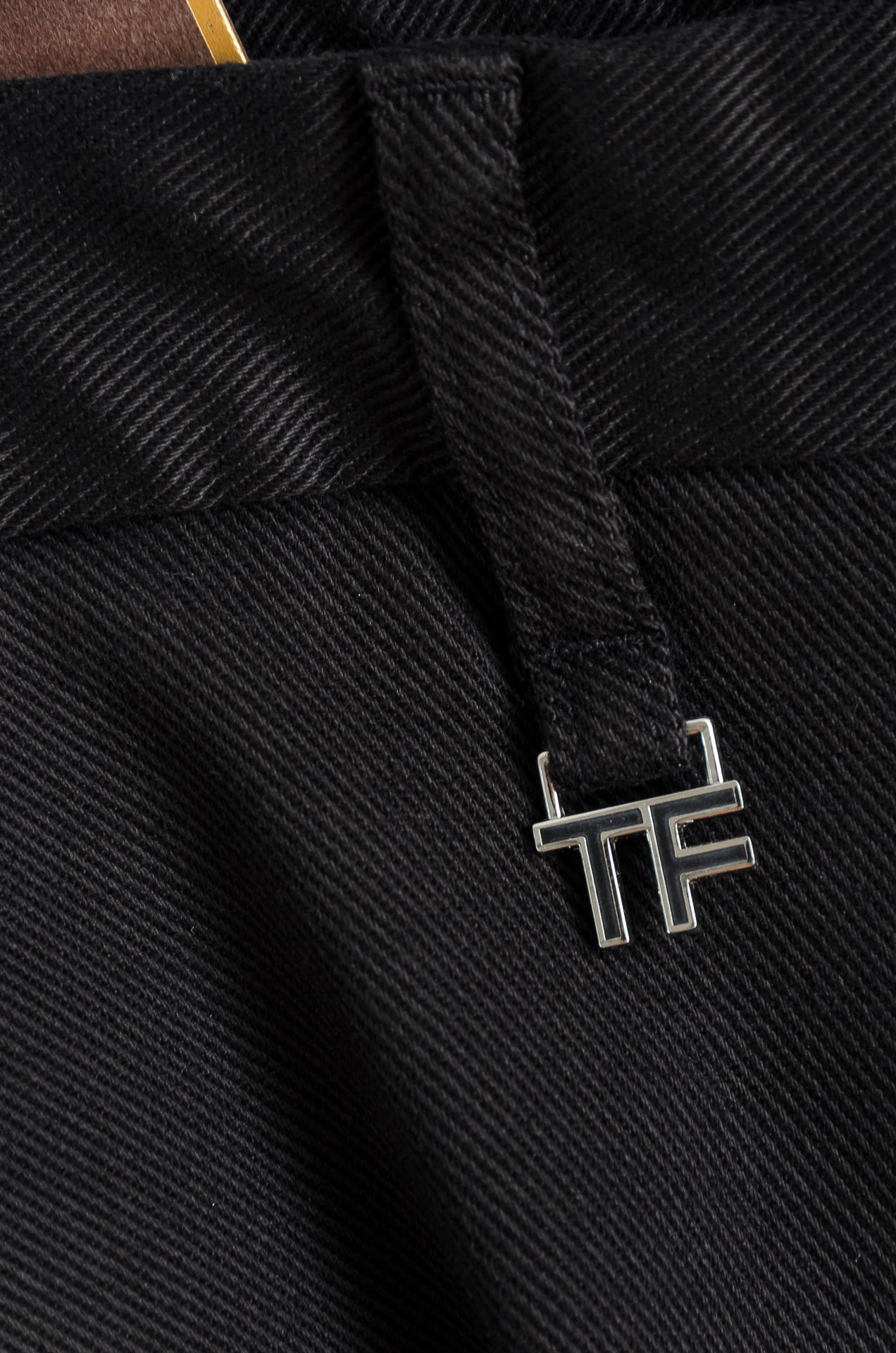 TF. 25FW秋冬新款轻奢时尚定制休闲西裤，简洁干练的风格，精致卓越的品质男装，每款的设计点跟舒适度都