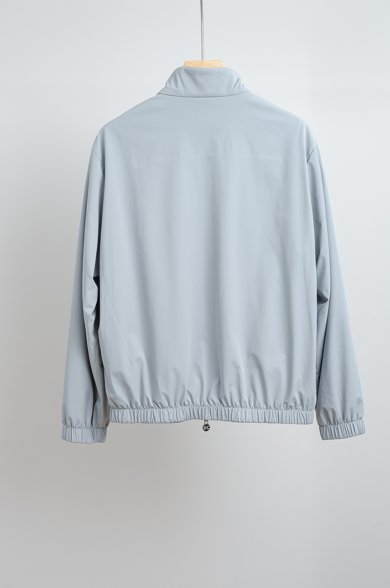 ☀️☀️ki/ton 双面设计A面羊毛+羊绒B面高支高密定织三防面料呈现不同质感风格！双面穿立领夹克外套