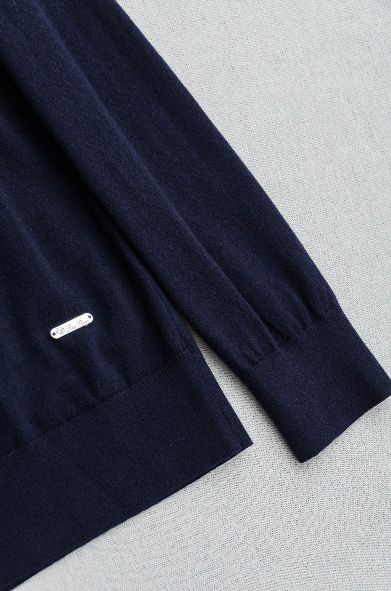 lP🆕 FW进口羊毛混纺面料男士翻领长袖毛衫#采用:46.3%腈纶+20%棉+16.9%锦纶+14.7%