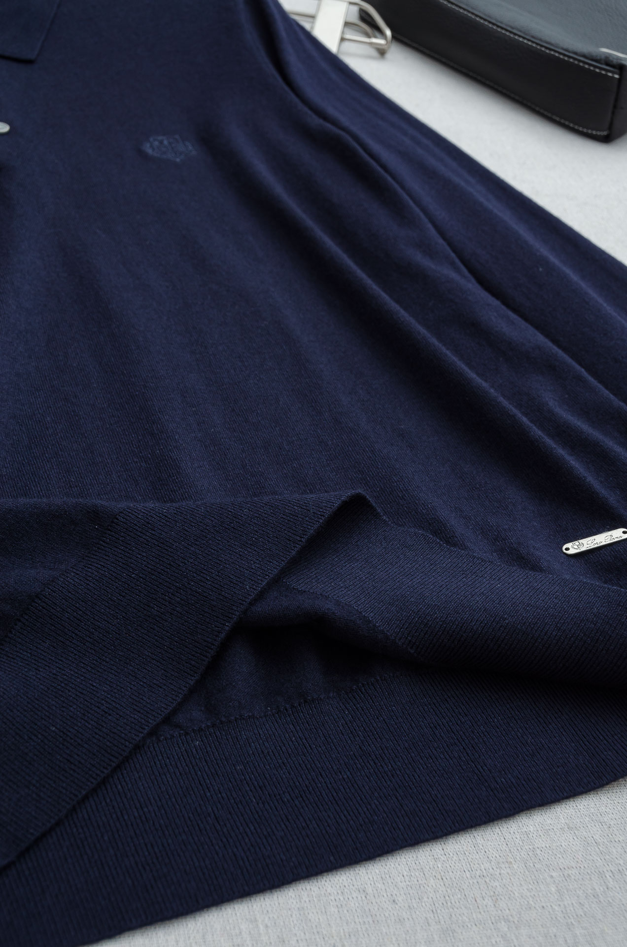 lP🆕 FW进口羊毛混纺面料男士翻领长袖毛衫#采用:46.3%腈纶+20%棉+16.9%锦纶+14.7%