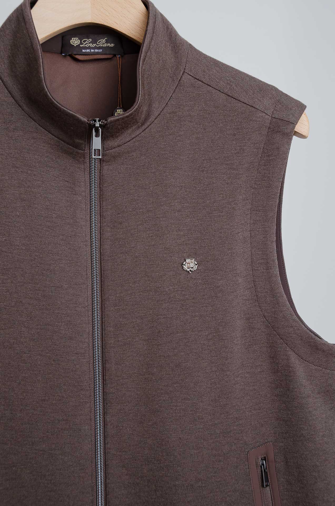 ☀️☀️ lP🆕 FW最新羊毛针织小立领男士马甲背心外套#采用46.5%聚酯纤维+31.1%羊毛+22.