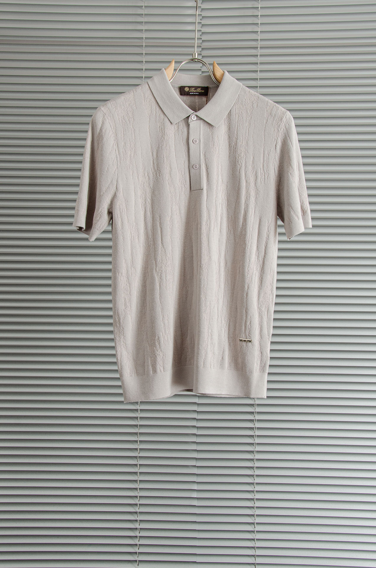 lP🆕 FW秋冬最新桑蚕丝混纺面料！上身保暖舒适亲肤男士翻领短袖针织T恤衫男人的衣橱必备单品！我想这是每