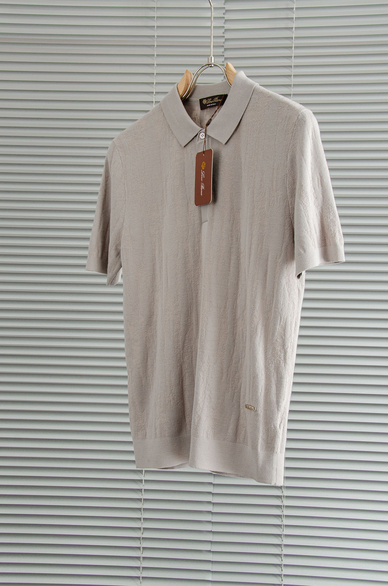 lP🆕 FW秋冬最新桑蚕丝混纺面料！上身保暖舒适亲肤男士翻领短袖针织T恤衫男人的衣橱必备单品！我想这是每