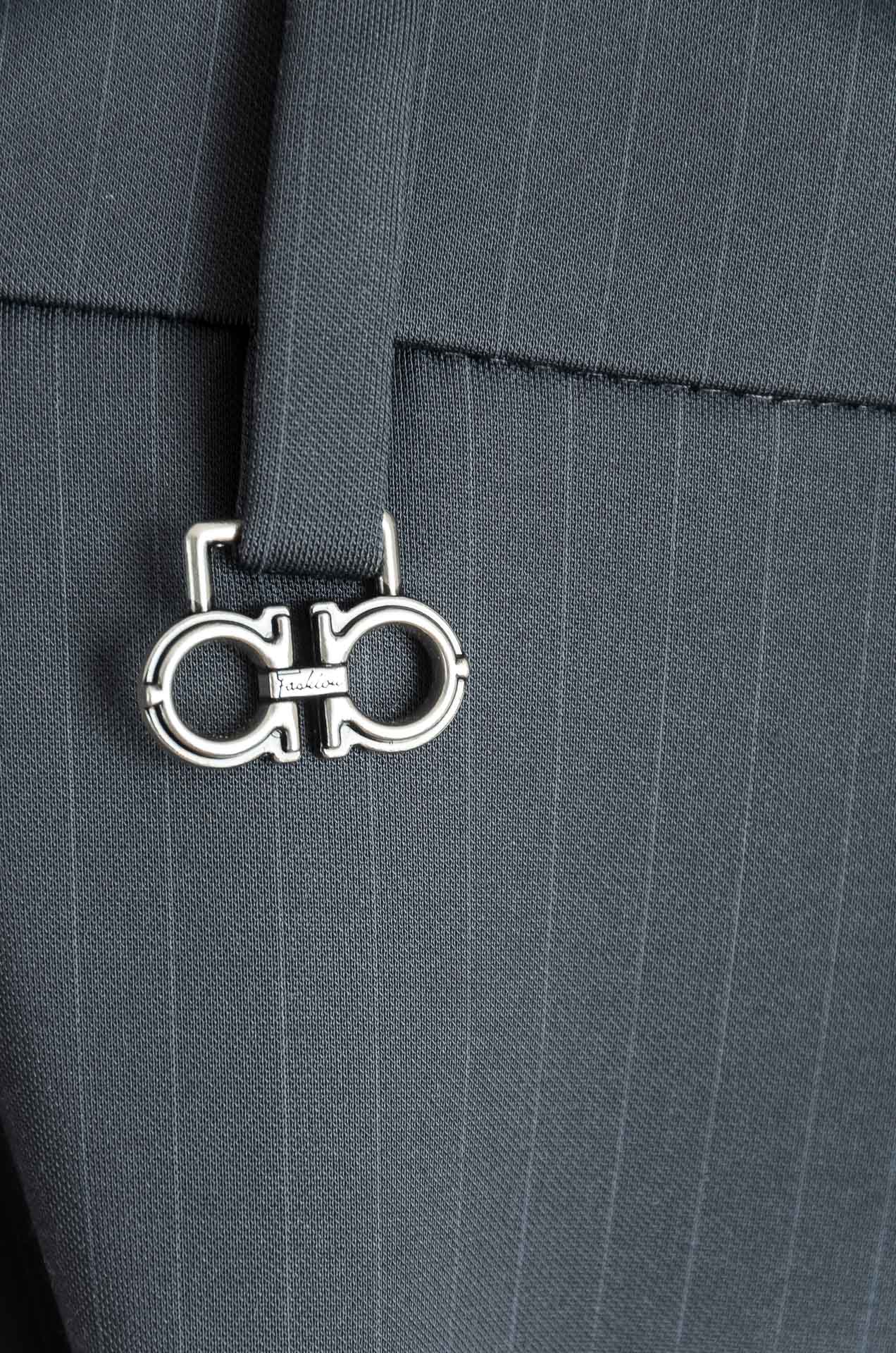 FERRA#GAMO菲拉格慕25FW秋冬新款轻奢时尚定制休闲西裤#简洁干练的风格，精致卓越的品质男装，每