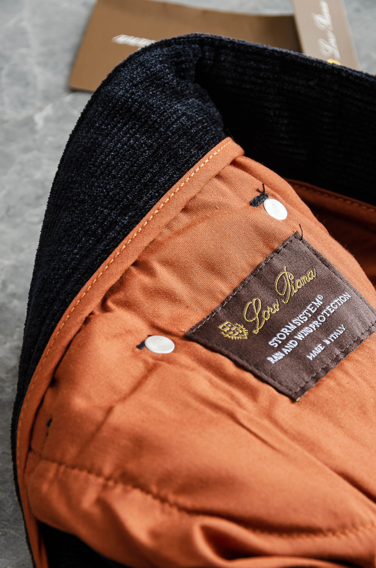 lp🆕 🇮🇹2026FW秋冬最新复古灯芯绒休闲长裤#面料为天然棉质灯芯绒，保留了棉的柔软、吸湿性与舒适度