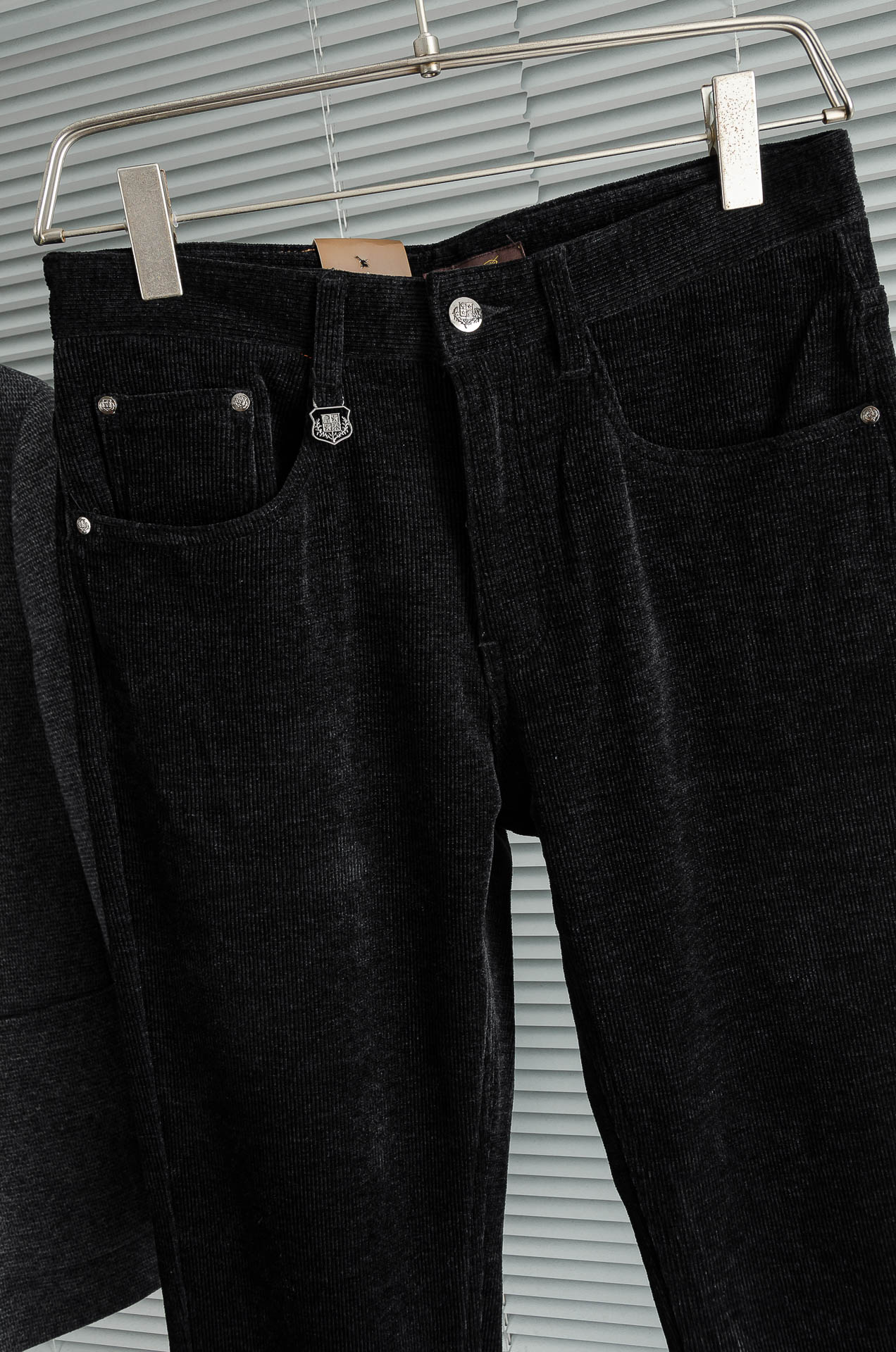 lp🆕 🇮🇹2026FW秋冬最新复古灯芯绒休闲长裤#面料为天然棉质灯芯绒，保留了棉的柔软、吸湿性与舒适度