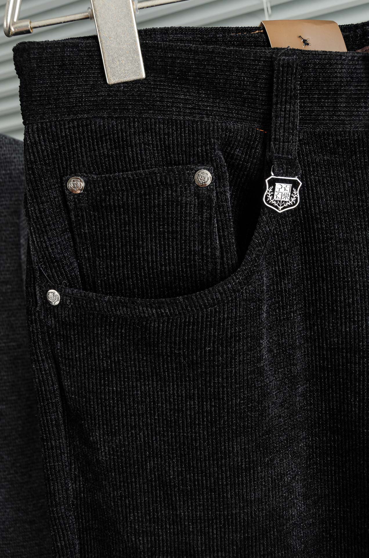 lp🆕 🇮🇹2026FW秋冬最新复古灯芯绒休闲长裤#面料为天然棉质灯芯绒，保留了棉的柔软、吸湿性与舒适度