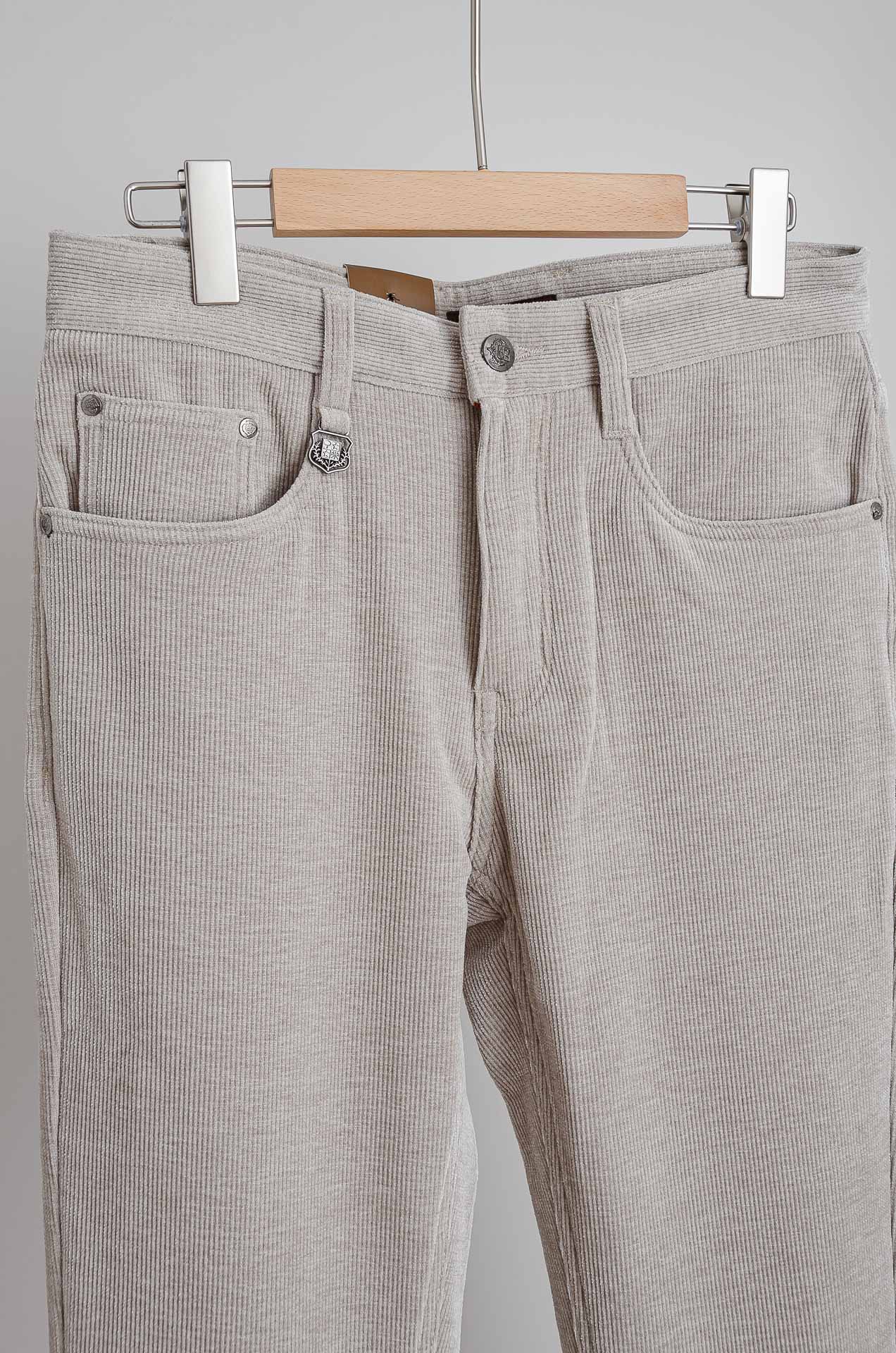 ☀️☀️ lp🆕 🇮🇹26FW秋冬最新复古灯芯绒休闲长裤#面料为天然棉质灯芯绒，保留了棉的柔软、吸湿性与