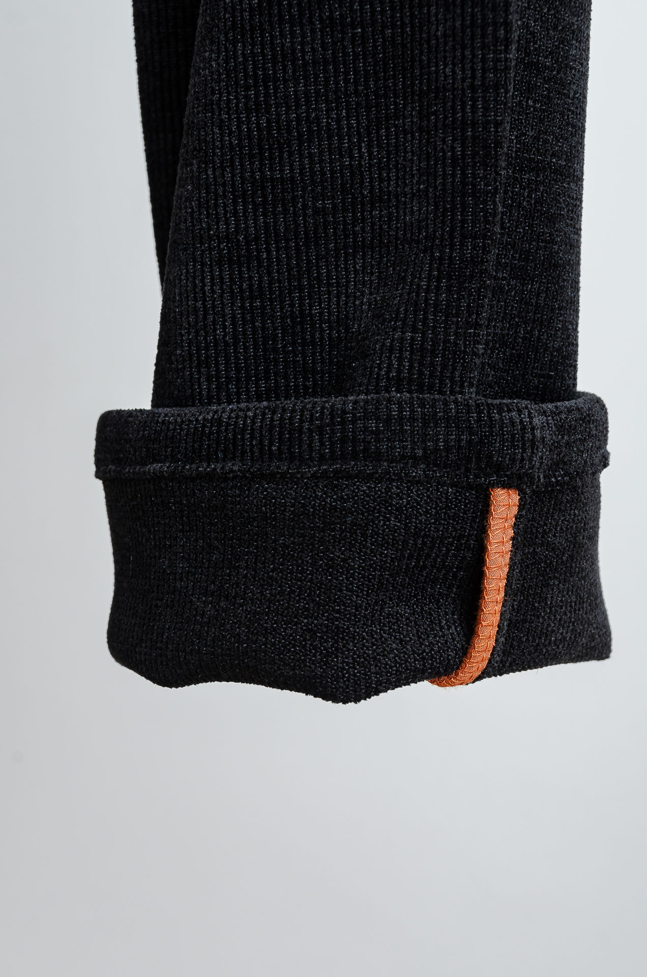 ☀️☀️ lp🆕 🇮🇹26FW秋冬最新复古灯芯绒休闲长裤#面料为天然棉质灯芯绒，保留了棉的柔软、吸湿性与