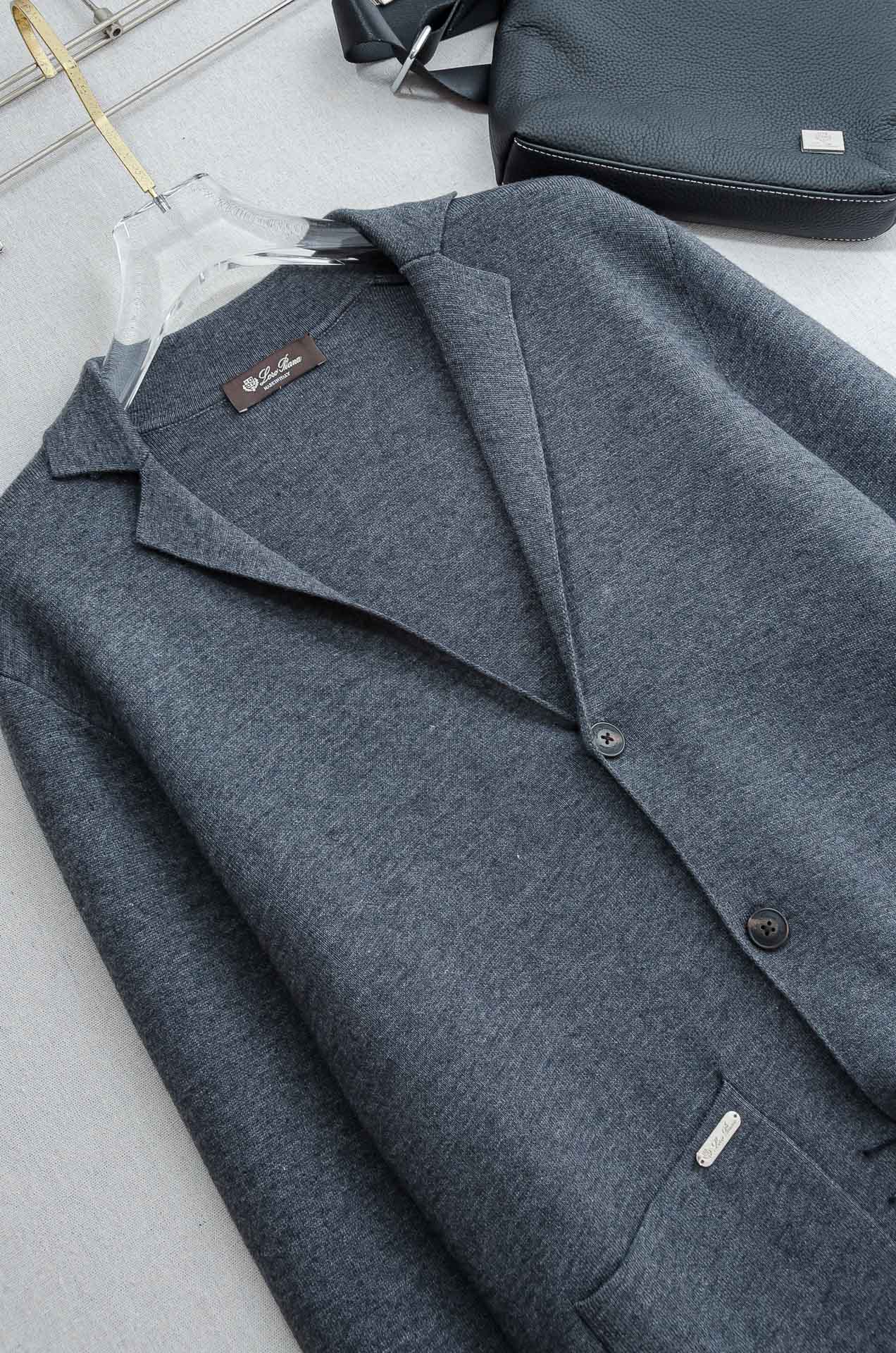 Loro*Piana 2025//秋冬新品高端品质顶级版本 ！男士高端简约羊绒羊毛混纺中长款开衫毛衣/羊