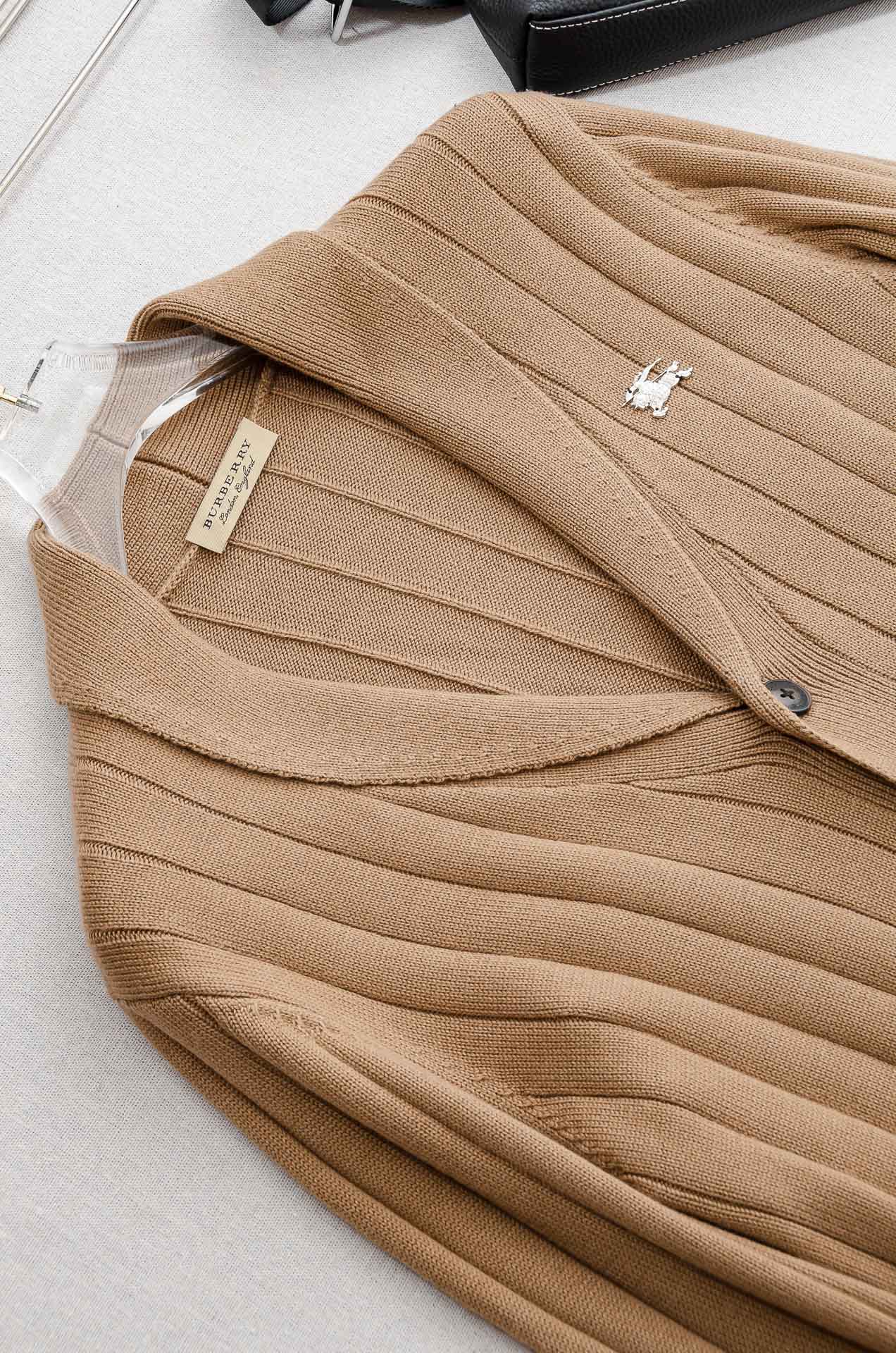 BUR＊BERRY巴宝＊莉25FW高端品质顶级版本 ！男士高端简约羊绒羊毛混纺开衫毛衣/羊毛衫#25年F