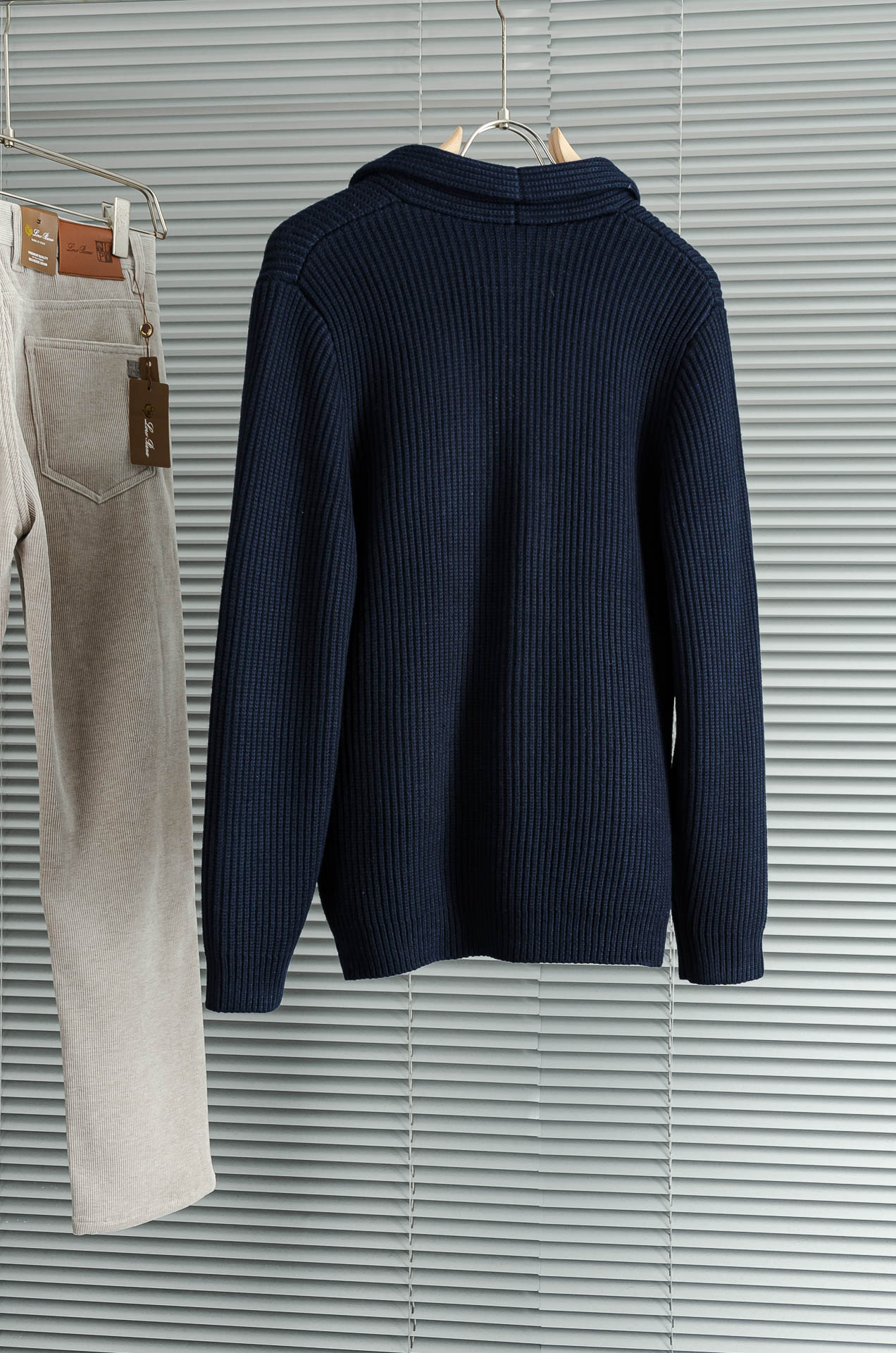 PRA* DA 普拉达 2025FW秋冬新品高端品质顶级版本 ！男士高端简约羊绒羊毛混纺开衫毛衣/羊毛衫