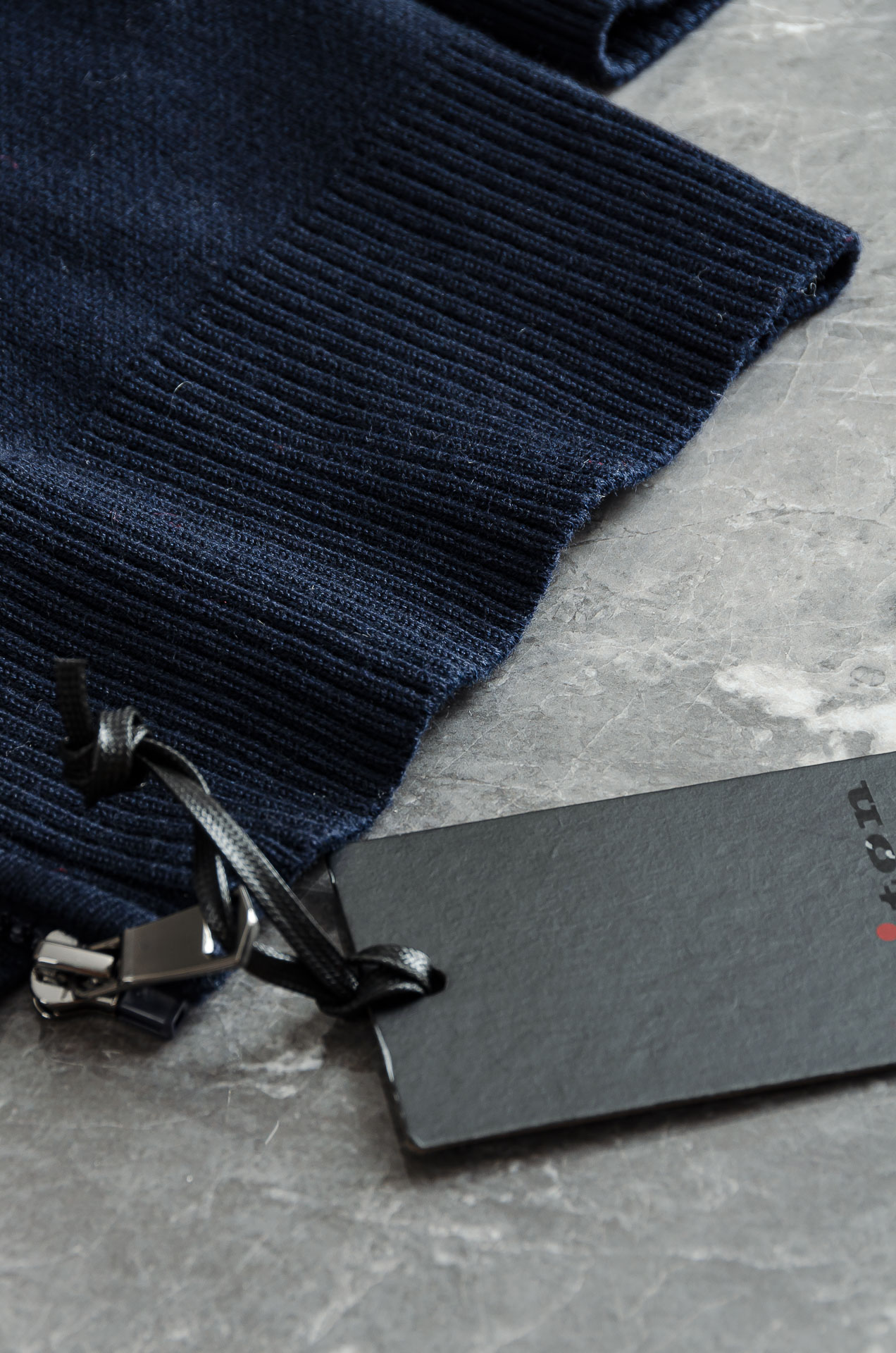 Kit#on 2026秋冬新品高端品质顶级版本 ！男士高端简约羊绒羊毛混纺开衫毛衣/羊毛衫# 高端Cou