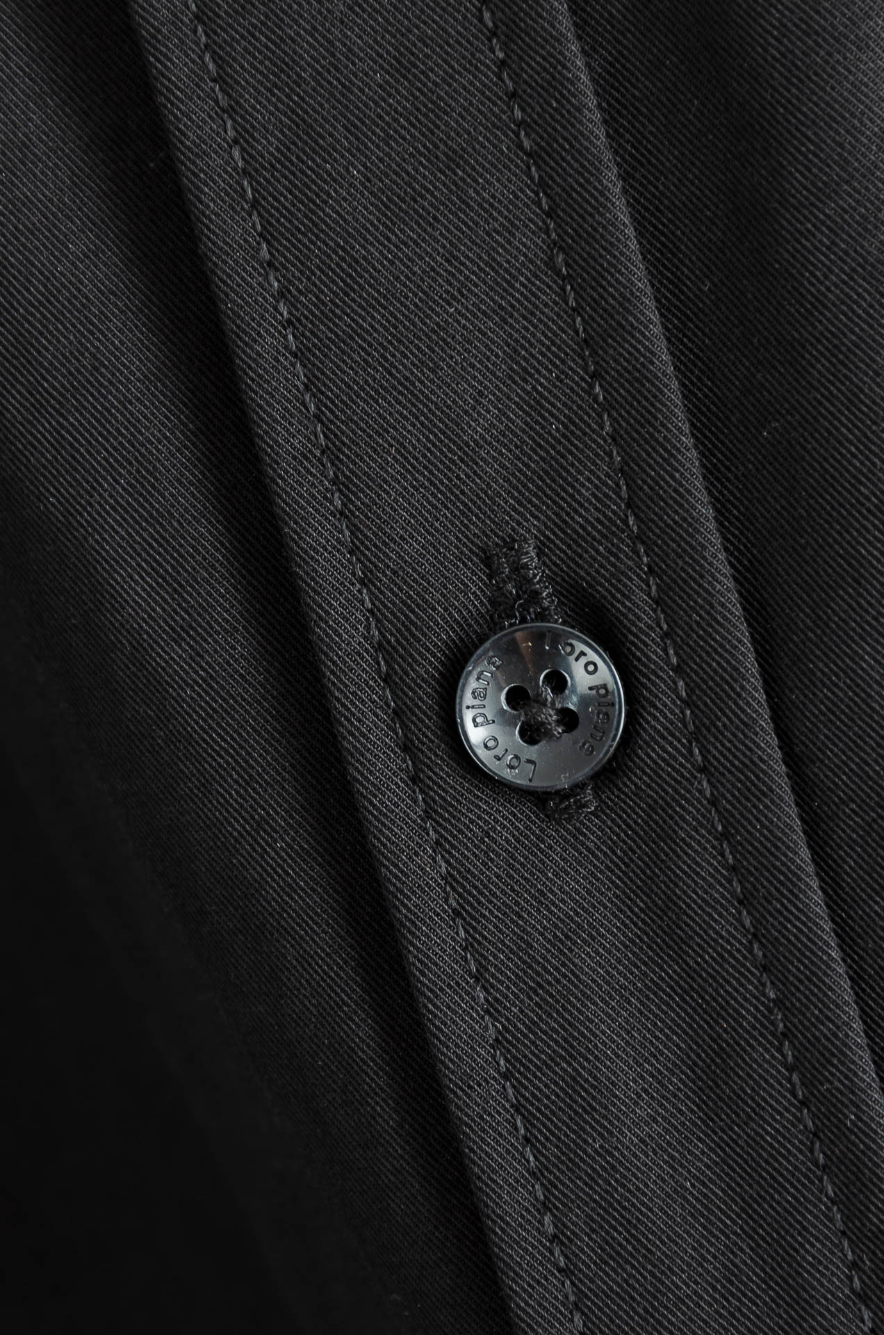 lP🆕🇮🇹2025FW最新男士牛津布长袖衬衫#品相完美如斯，高端意大利超人气单品！！优雅兼具知性，极易凸