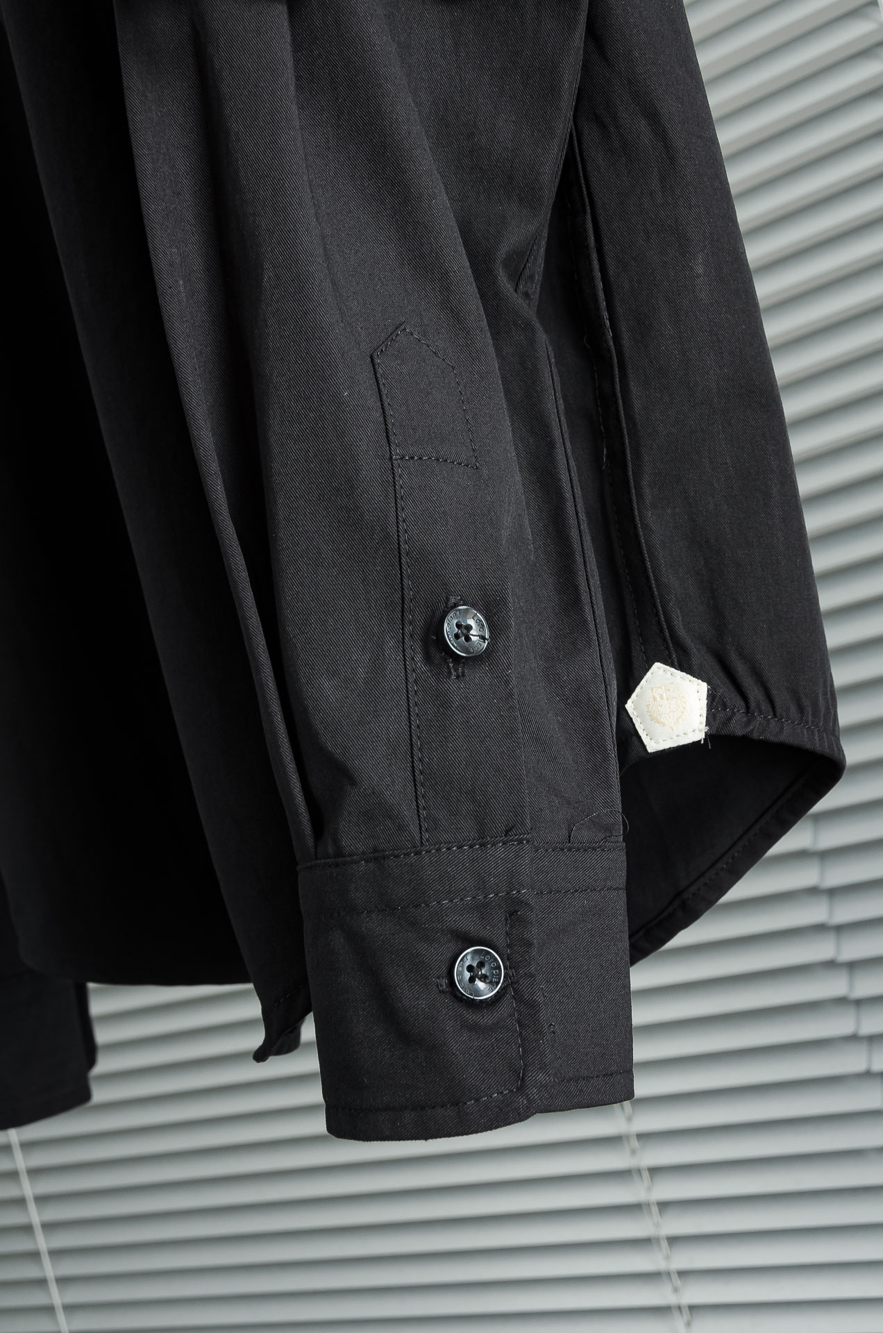 lP🆕🇮🇹2025FW最新男士牛津布长袖衬衫#品相完美如斯，高端意大利超人气单品！！优雅兼具知性，极易凸