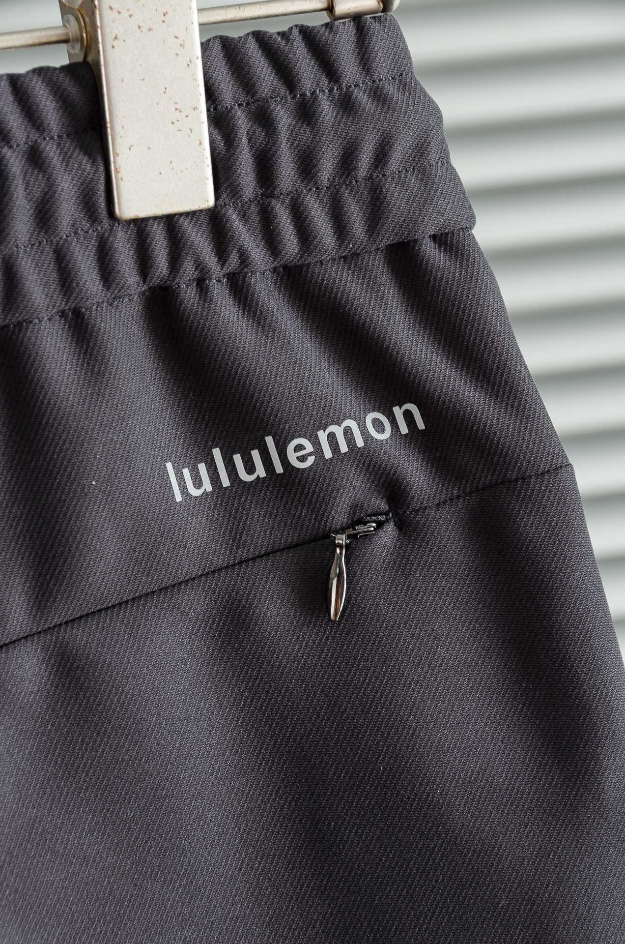 露露 抽绳腰头男士休闲舒适直筒长裤#其匠心打造，毋庸置疑的极品重磅，无需过多的词汇来形容这款人气单品，光