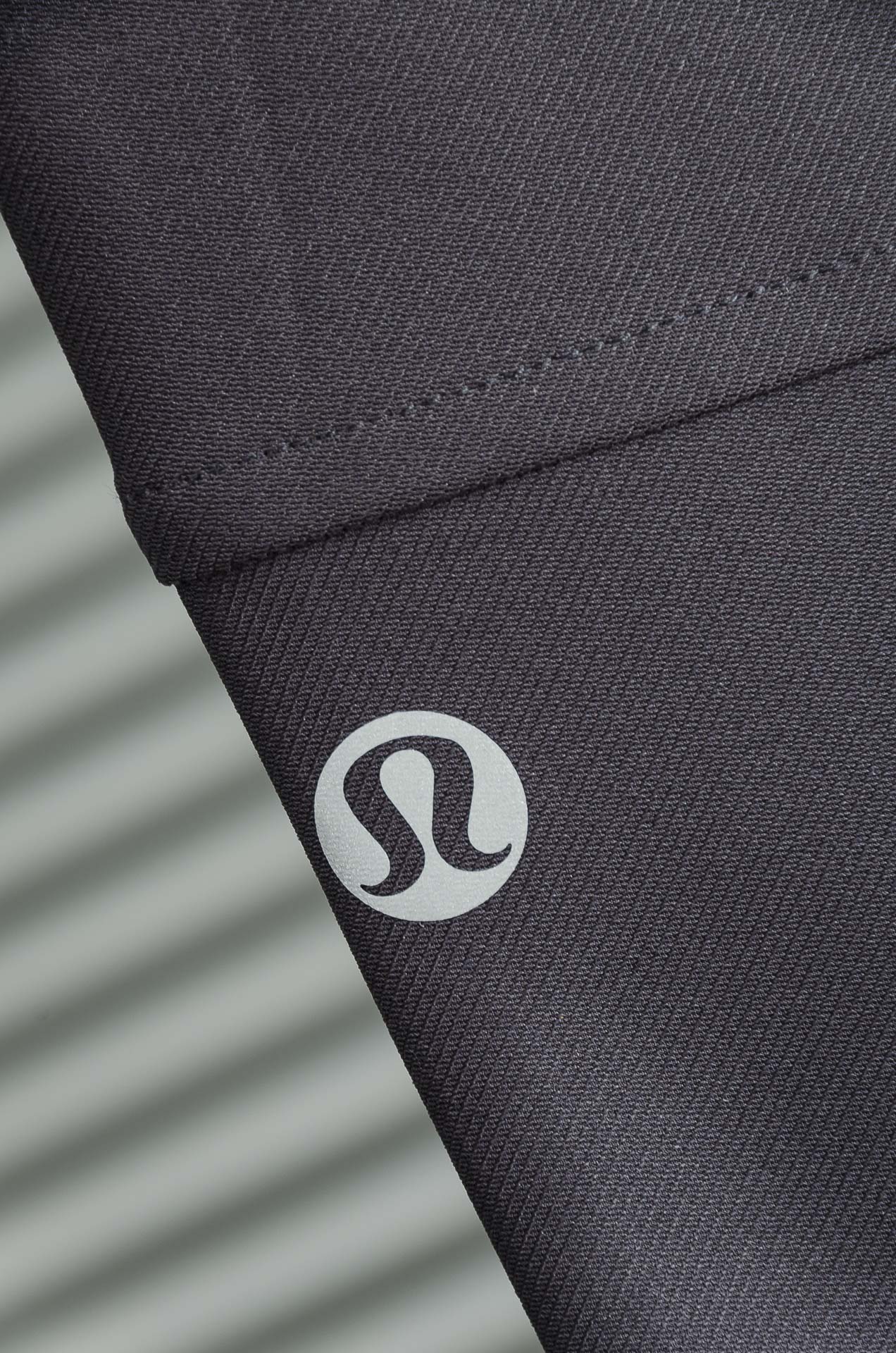 露露 抽绳腰头男士休闲舒适直筒长裤#其匠心打造，毋庸置疑的极品重磅，无需过多的词汇来形容这款人气单品，光