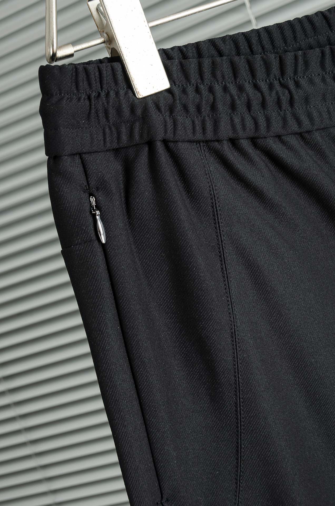 露露 抽绳腰头男士休闲舒适直筒长裤#其匠心打造，毋庸置疑的极品重磅，无需过多的词汇来形容这款人气单品，光