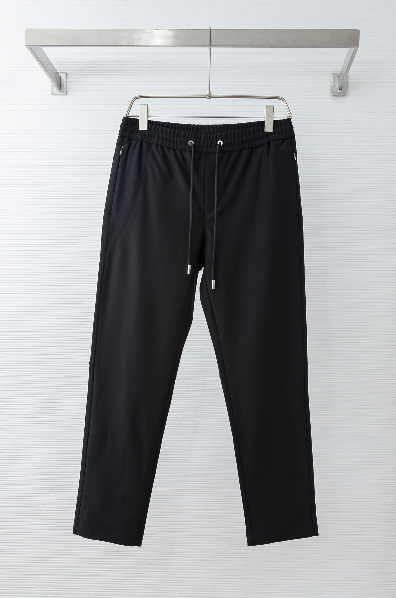 露露 抽绳腰头男士休闲舒适直筒长裤#其匠心打造，毋庸置疑的极品重磅，无需过多的词汇来形容这款人气单品，光