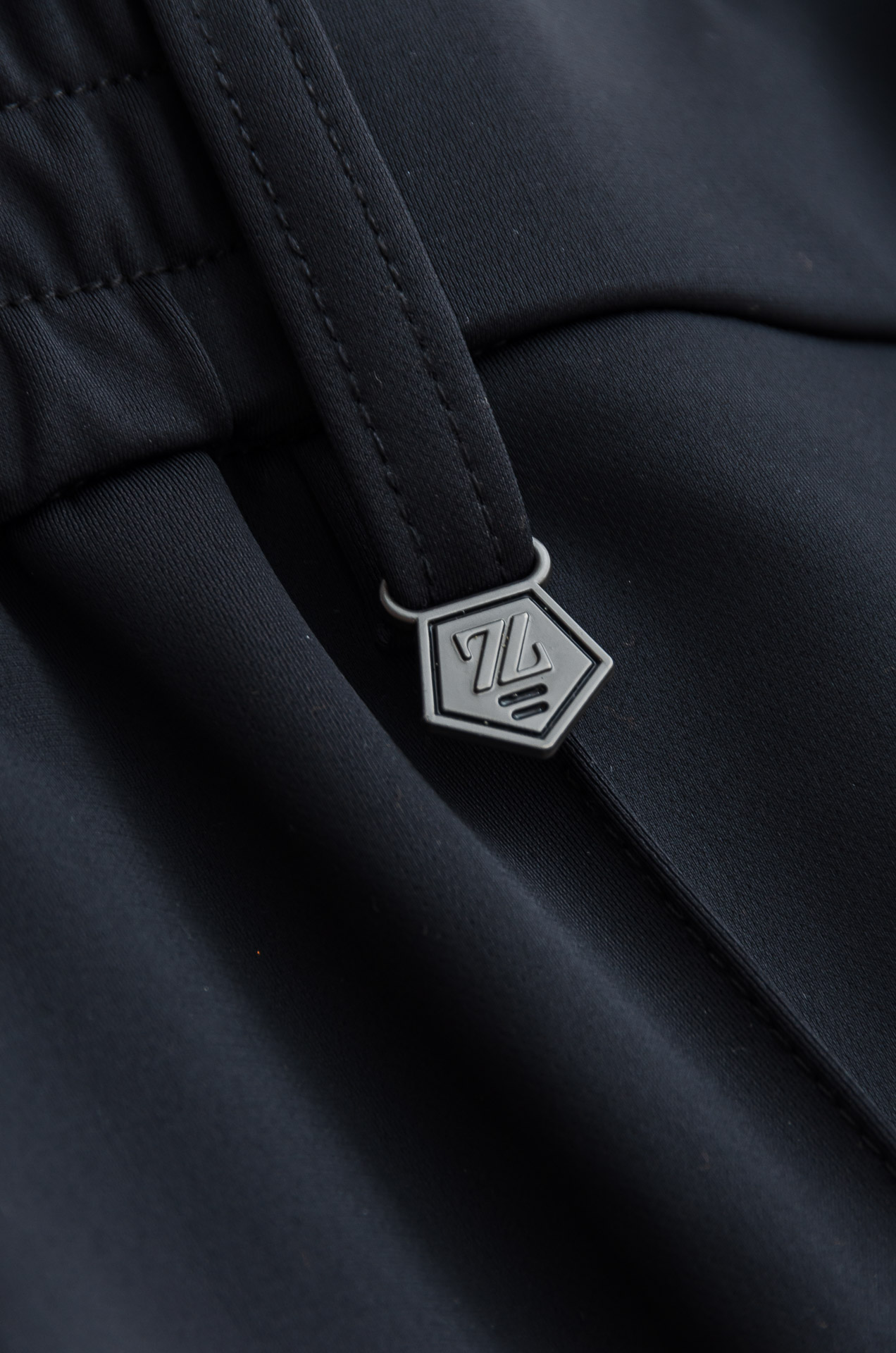 Zeg#na杰尼/亚* 2025FW独家贸易货，稀有渠道流出，品质经得起检验，随意进入柜台无压力！精选精