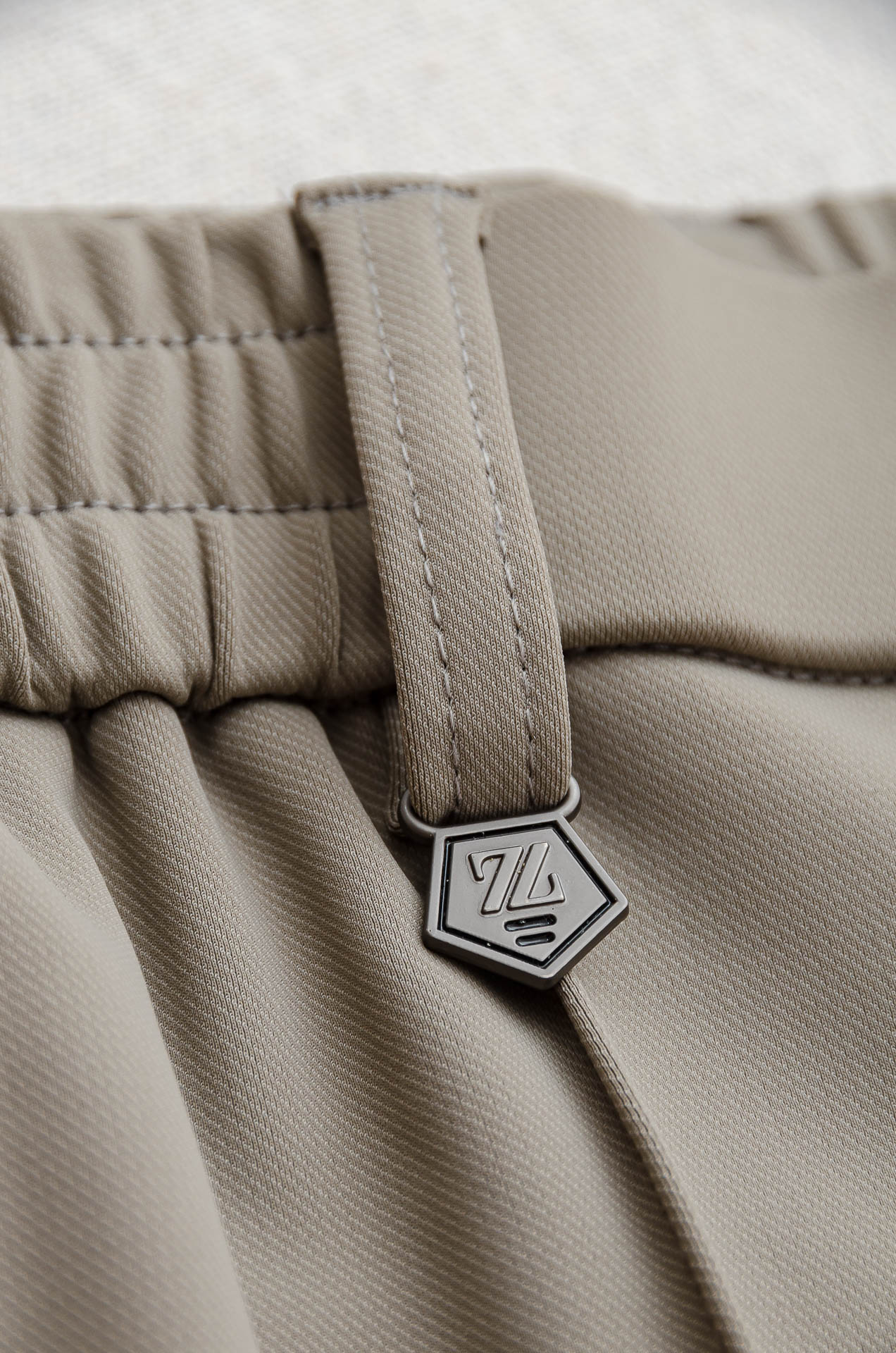 Zeg#na杰尼/亚* 2025FW独家贸易货，稀有渠道流出，品质经得起检验，随意进入柜台无压力！精选精