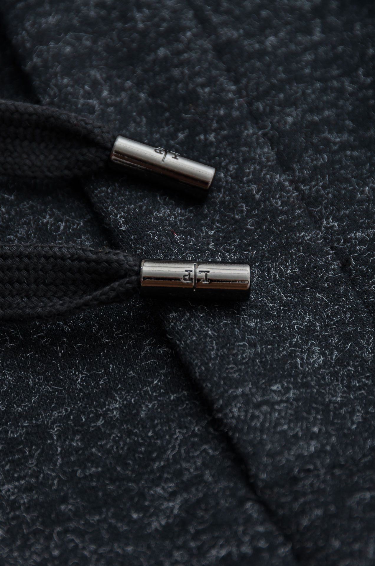 lP🆕 FW 松紧腰羊毛混纺休闲裤#适度量感的微廓版型，质地挺括有骨，风格松弛有度，线条利落的微锥形直筒