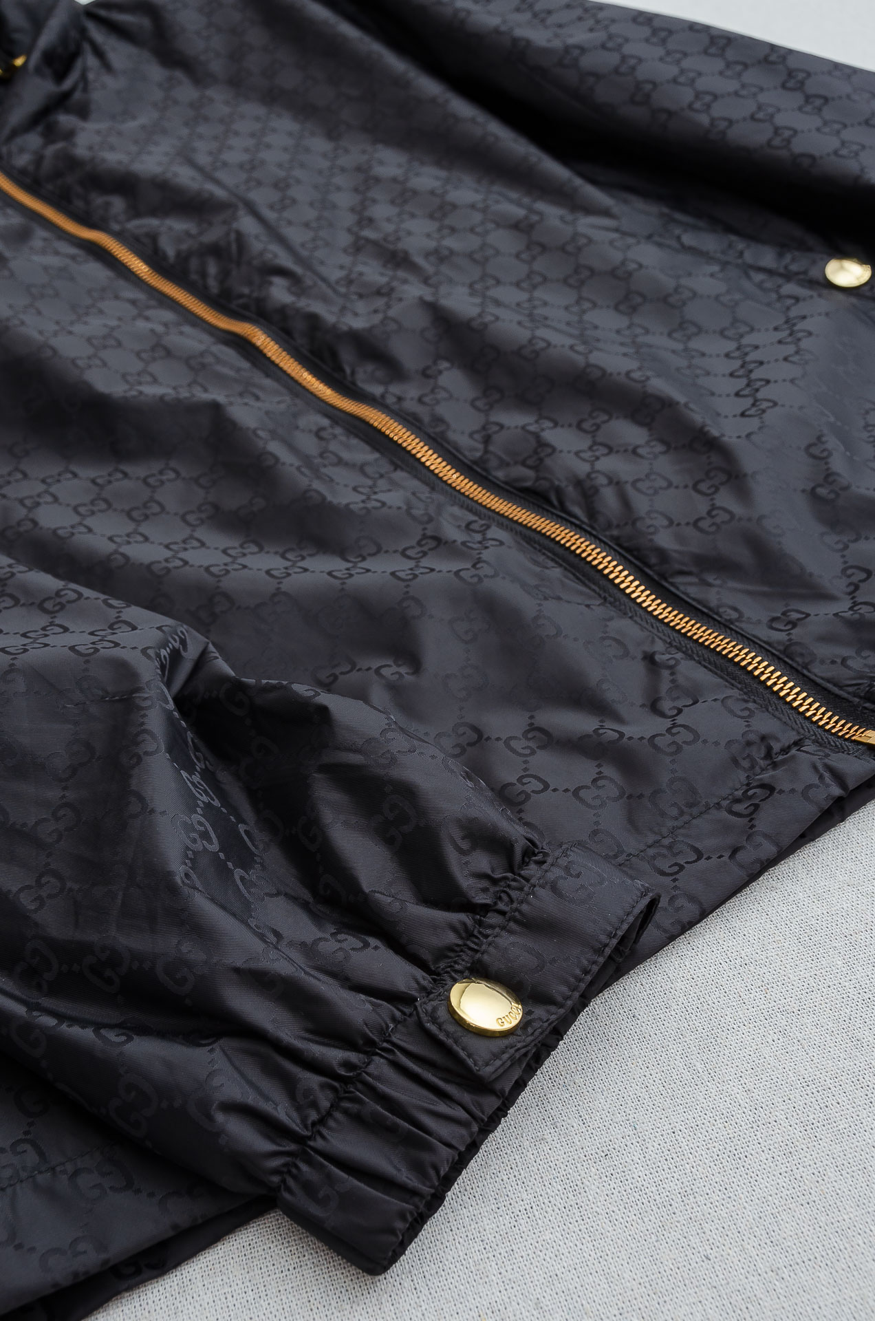 🌾 Gucc#i 26FW男士连帽夹克外套#经典造型与风格上融入当下最热门的暗纹提花元素设计，简洁大气的