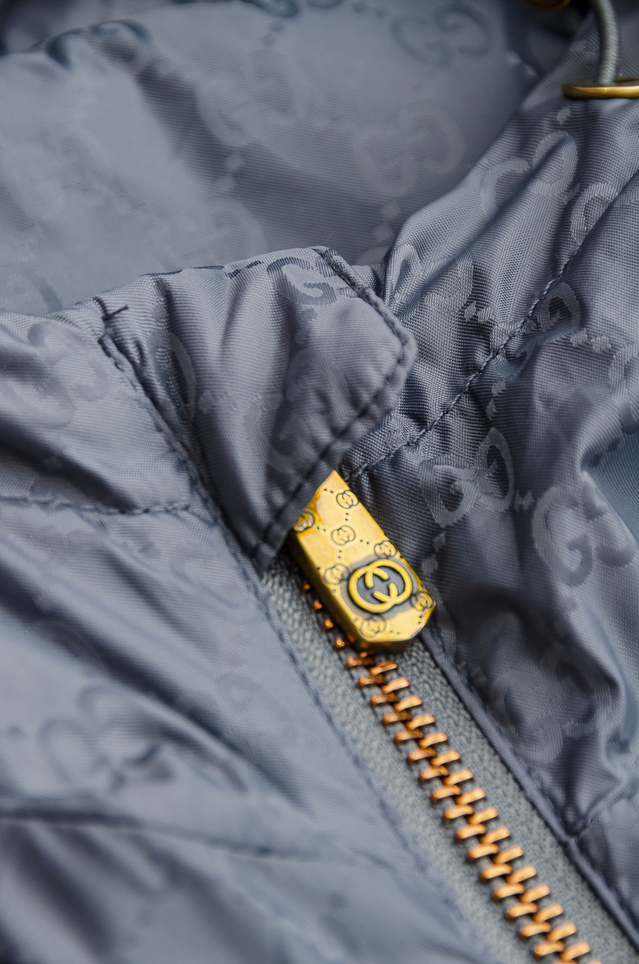 🌾 Gucc#i 26FW男士连帽夹克外套#经典造型与风格上融入当下最热门的暗纹提花元素设计，简洁大气的