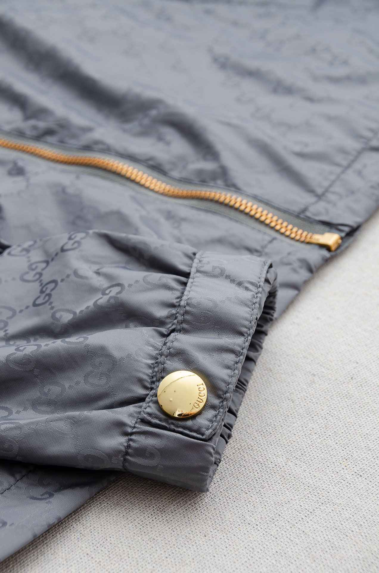 🌾 Gucc#i 26FW男士连帽夹克外套#经典造型与风格上融入当下最热门的暗纹提花元素设计，简洁大气的