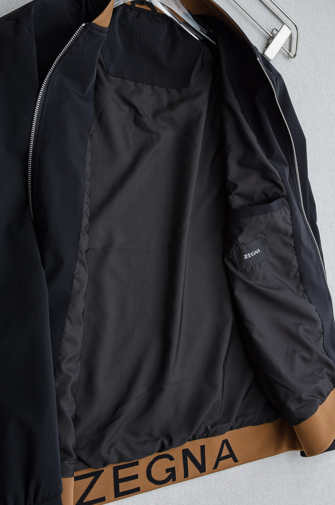 🌾杰尼/亚ze#gna2026Fw最新男士休闲夹克外套#上身十分的舒适，质感超级的细腻且柔软！休闲商务都