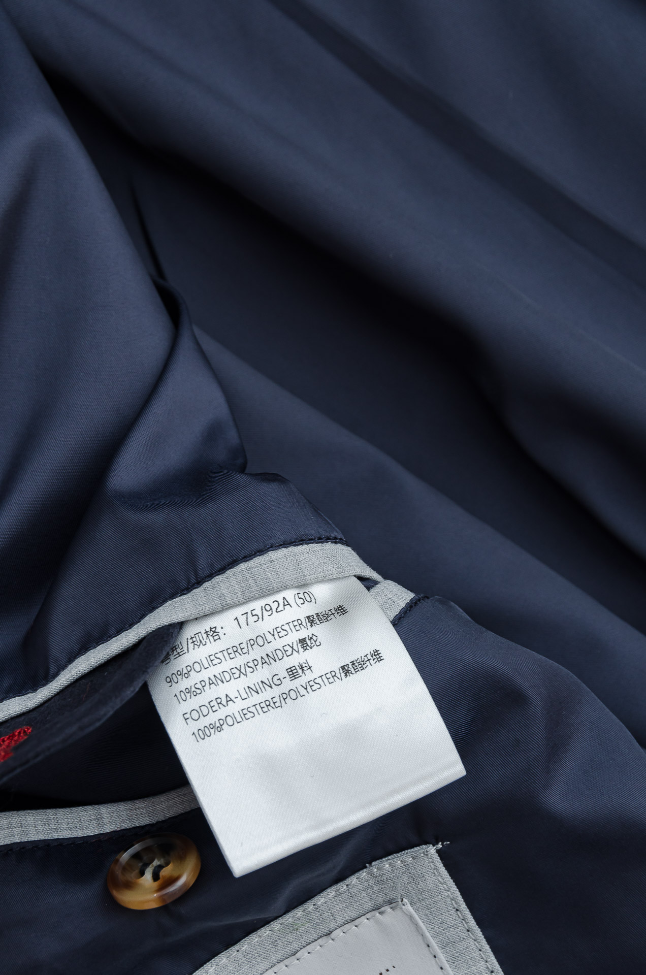 BC 2025 FW最新连帽夹克外套#客供进口麂皮绒肌理感质地面料，用料真得是无比奢华，面料采用90% 