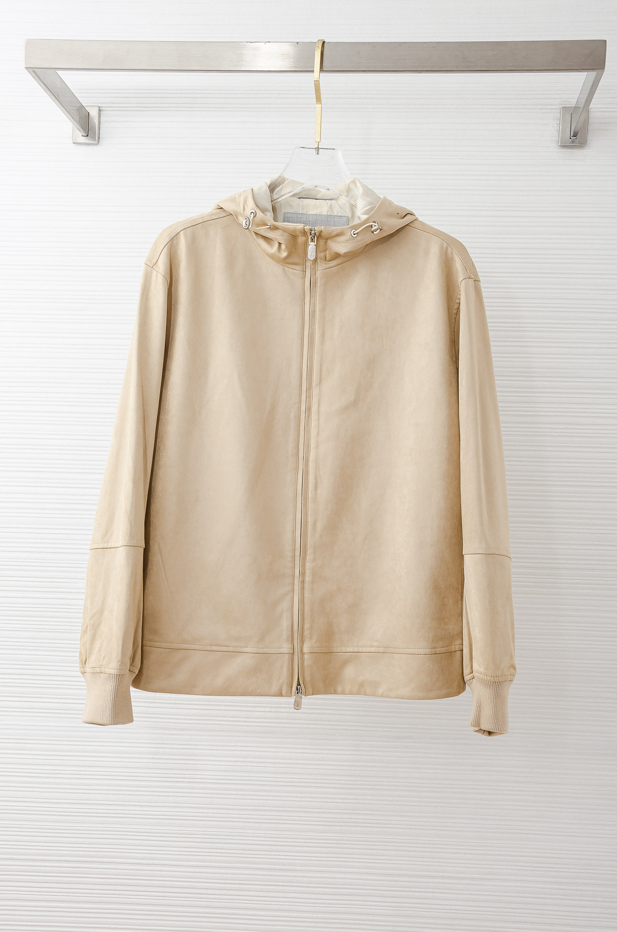 BC 2025 FW最新连帽夹克外套#客供进口麂皮绒肌理感质地面料，用料真得是无比奢华，面料采用90% 