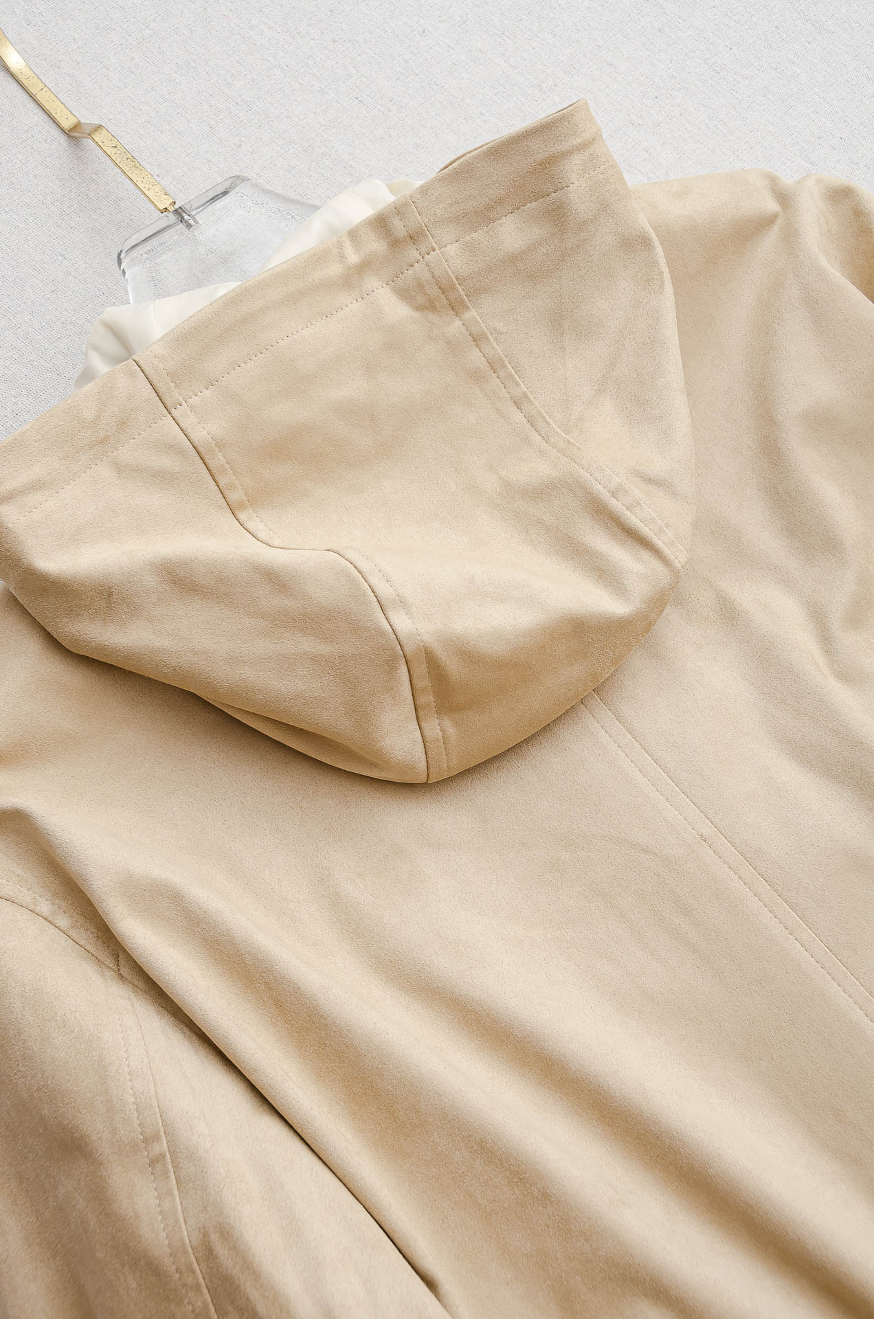 BC 2025 FW最新连帽夹克外套#客供进口麂皮绒肌理感质地面料，用料真得是无比奢华，面料采用90% 