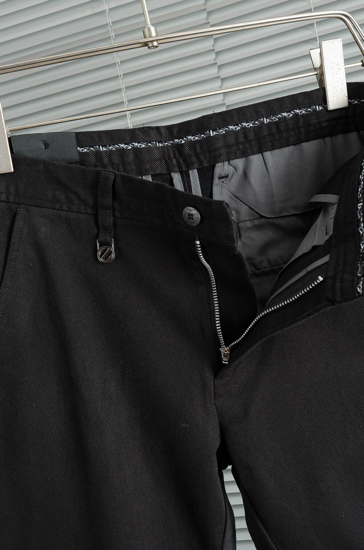 Zeg#na 杰尼/亚25FW秋冬新款轻奢时尚定制休闲裤，简洁干练的风格，精致卓越的品质男装，每款的设计