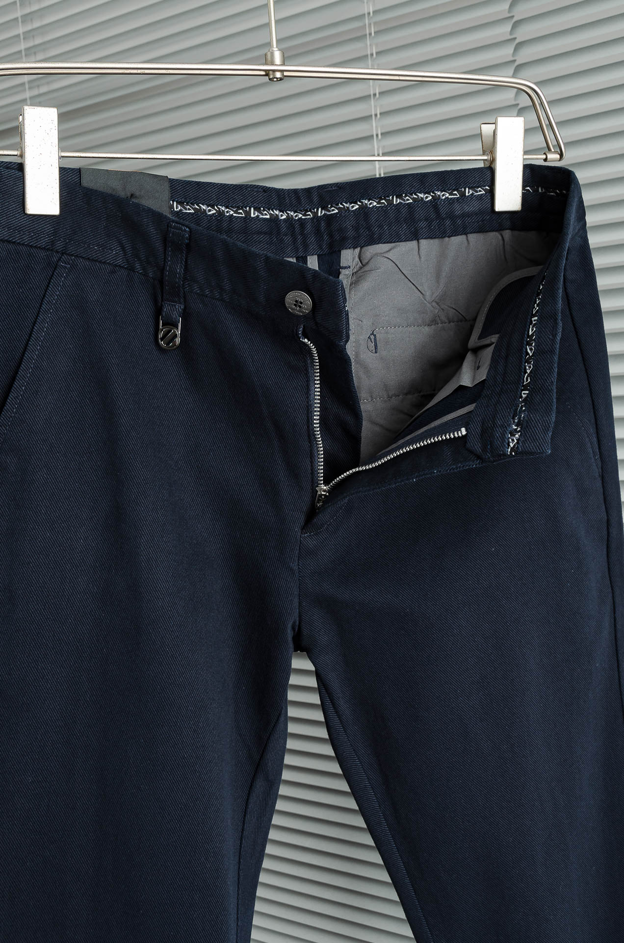 Zeg#na 杰尼/亚25FW秋冬新款轻奢时尚定制休闲裤，简洁干练的风格，精致卓越的品质男装，每款的设计