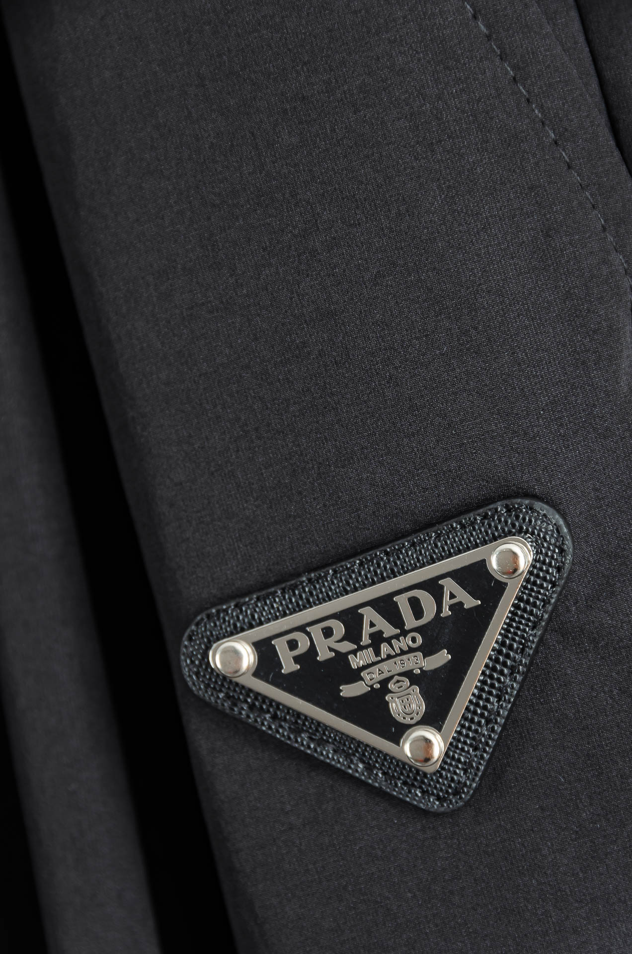 普*达 PR*DA 25FW秋冬新款# 防寒机能加厚棉裤# 经典单色长裤柜台在售，防风防雨雪，舒适保暖。