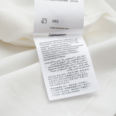 蒙/口mon#cler25FW秋冬新款 立体刺绣男士长袖T恤衫#把重心都放在了面料上,表面清晰可见的细格 蒙/口mon#cler25FW秋冬新款 立体刺绣男士长袖T恤衫#把重心都放在了面料上,表面清晰可见的细格