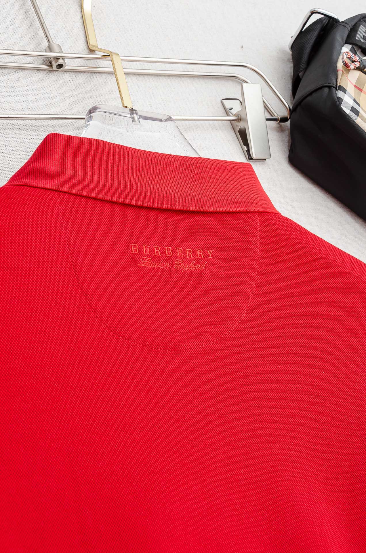 BURB#ERRY 巴宝/莉2025FW新品 轻奢男士翻领长袖T恤衫#精选客供进口100%棉采用高密度工