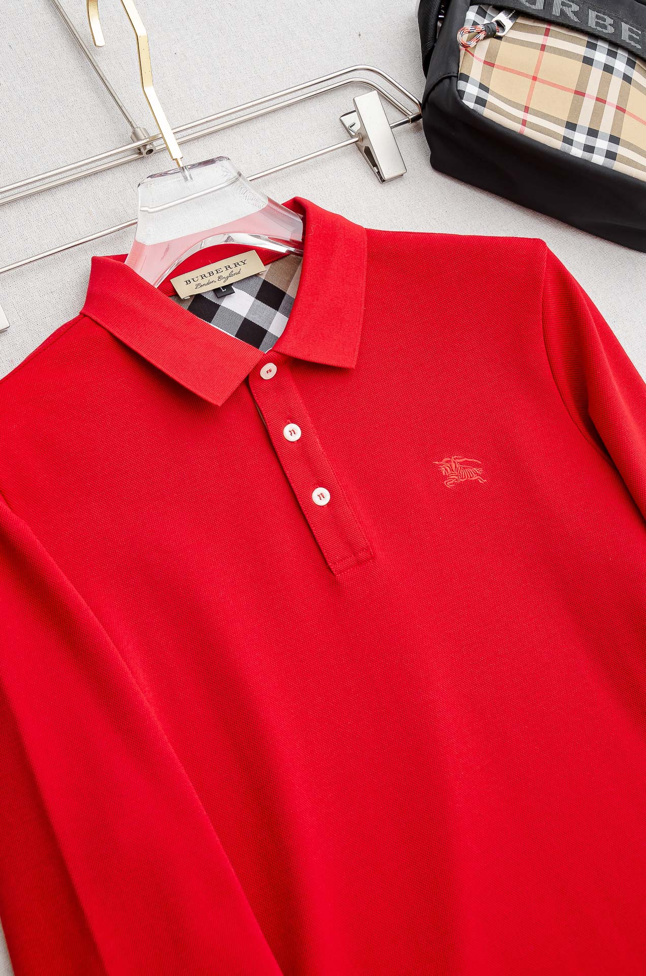 BURB#ERRY 巴宝/莉2025FW新品 轻奢男士翻领长袖T恤衫#精选客供进口100%棉采用高密度工