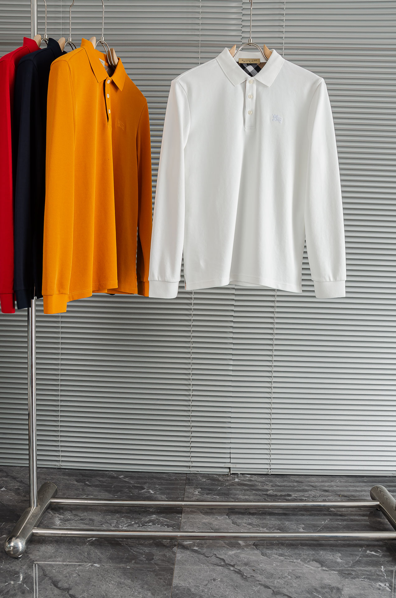 BURBE#RRY巴宝莉2026FW新品 轻奢男士翻领长袖T恤衫#精选客供进口100%棉采用高密度工艺打