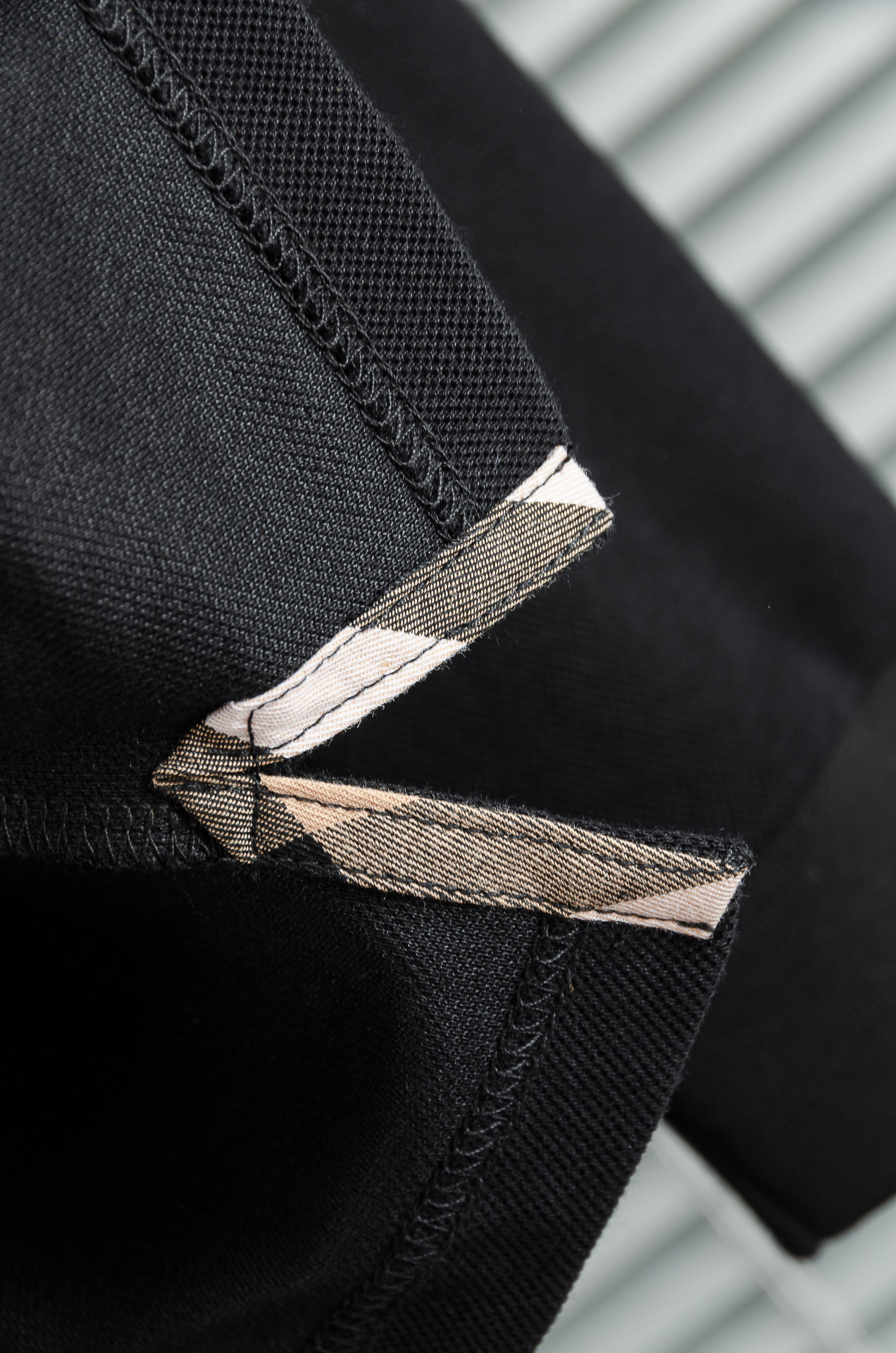 BURBE#RRY巴宝莉2026FW新品 轻奢男士翻领长袖T恤衫#精选客供进口100%棉采用高密度工艺打