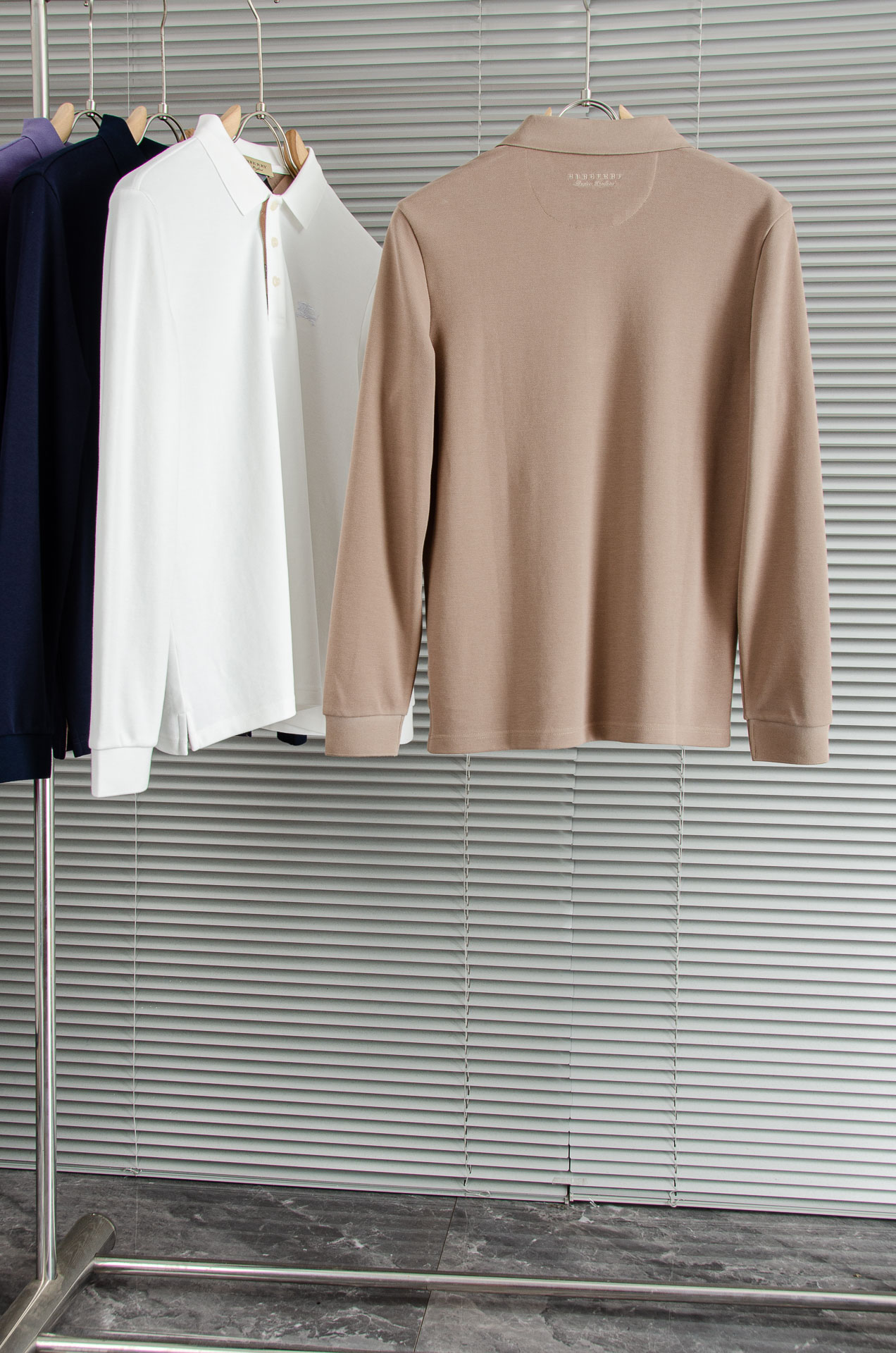 BURBE#RRY巴宝莉2026FW新品 轻奢男士翻领长袖T恤衫#精选客供进口100%棉采用高密度工艺打