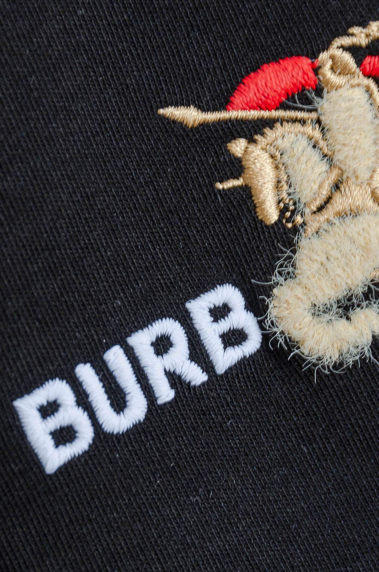 ☀️☀️ BBR 巴宝莉26FW秋冬新款 立体刺绣男士长袖T恤衫#把重心都放在了面料上，表面清晰可见的细