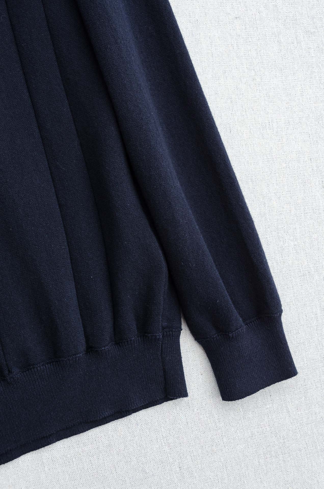 BC 2025FW新品 轻奢男士翻领长袖T恤衫#精选客供进口100%棉采用高密度工艺打造而成，手感细腻柔