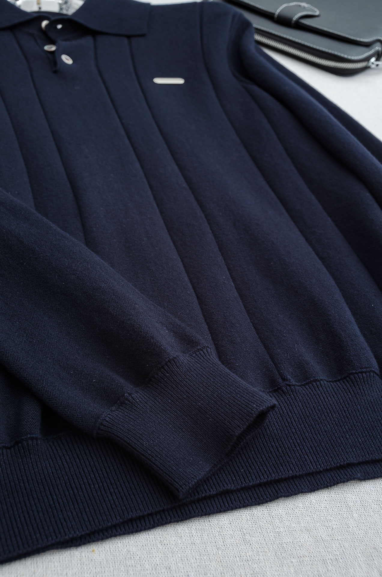 BC 2025FW新品 轻奢男士翻领长袖T恤衫#精选客供进口100%棉采用高密度工艺打造而成，手感细腻柔