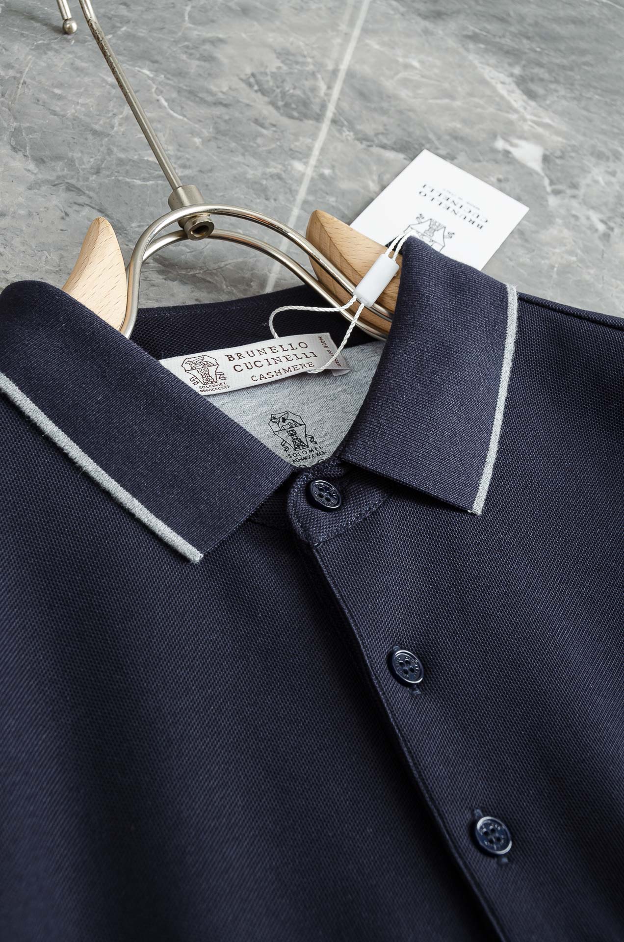 BC 2025FW秋冬新品 轻奢男士翻领长袖T恤衫#精选客供进口100%棉采用高密度工艺打造而成，手感细